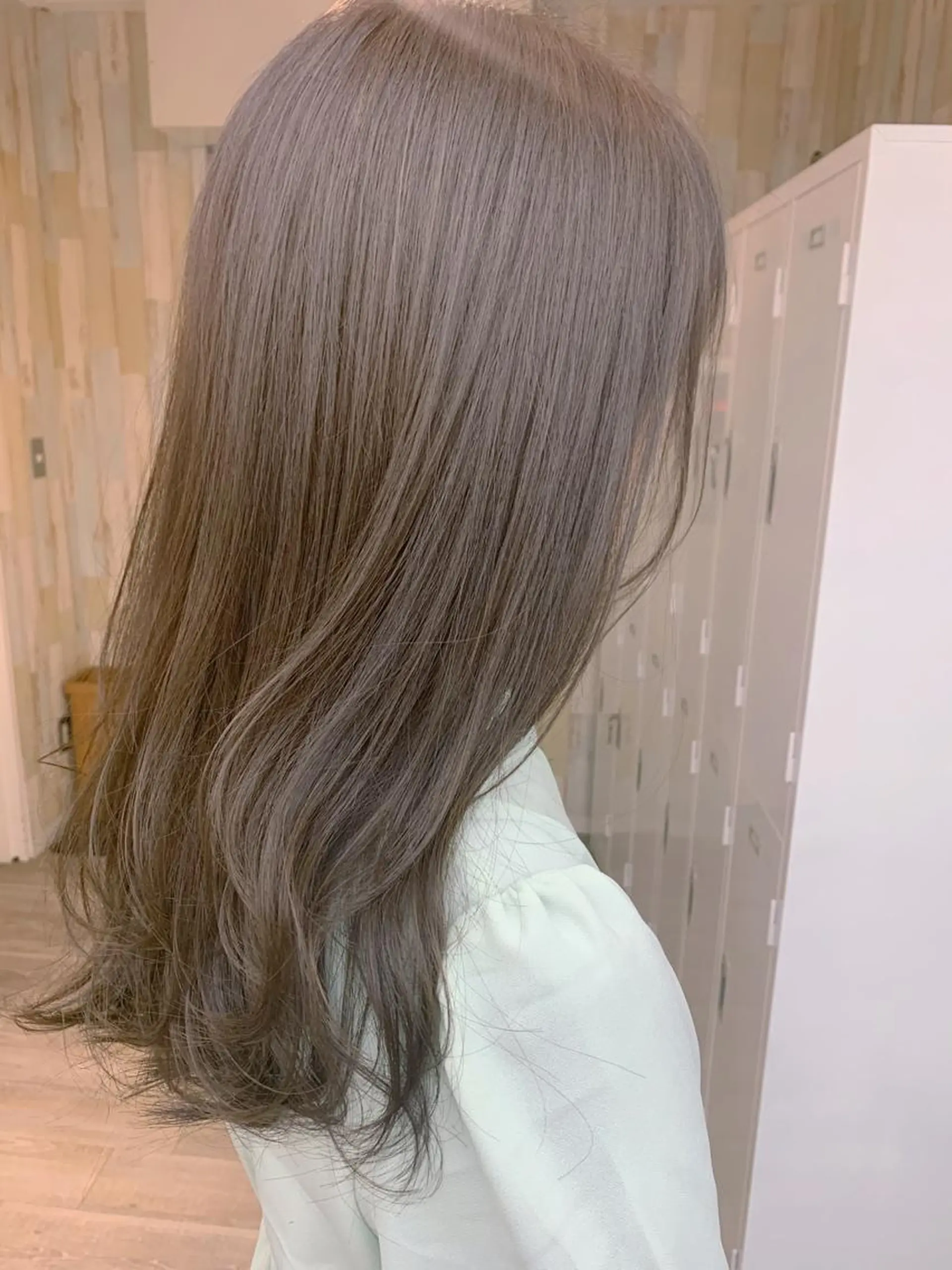 セミロング カラー ベージュカラー ピンクカラー ピンクベージュ 髪質改善×大人可愛い 艶髪🫧ダイトのヘアスタイル