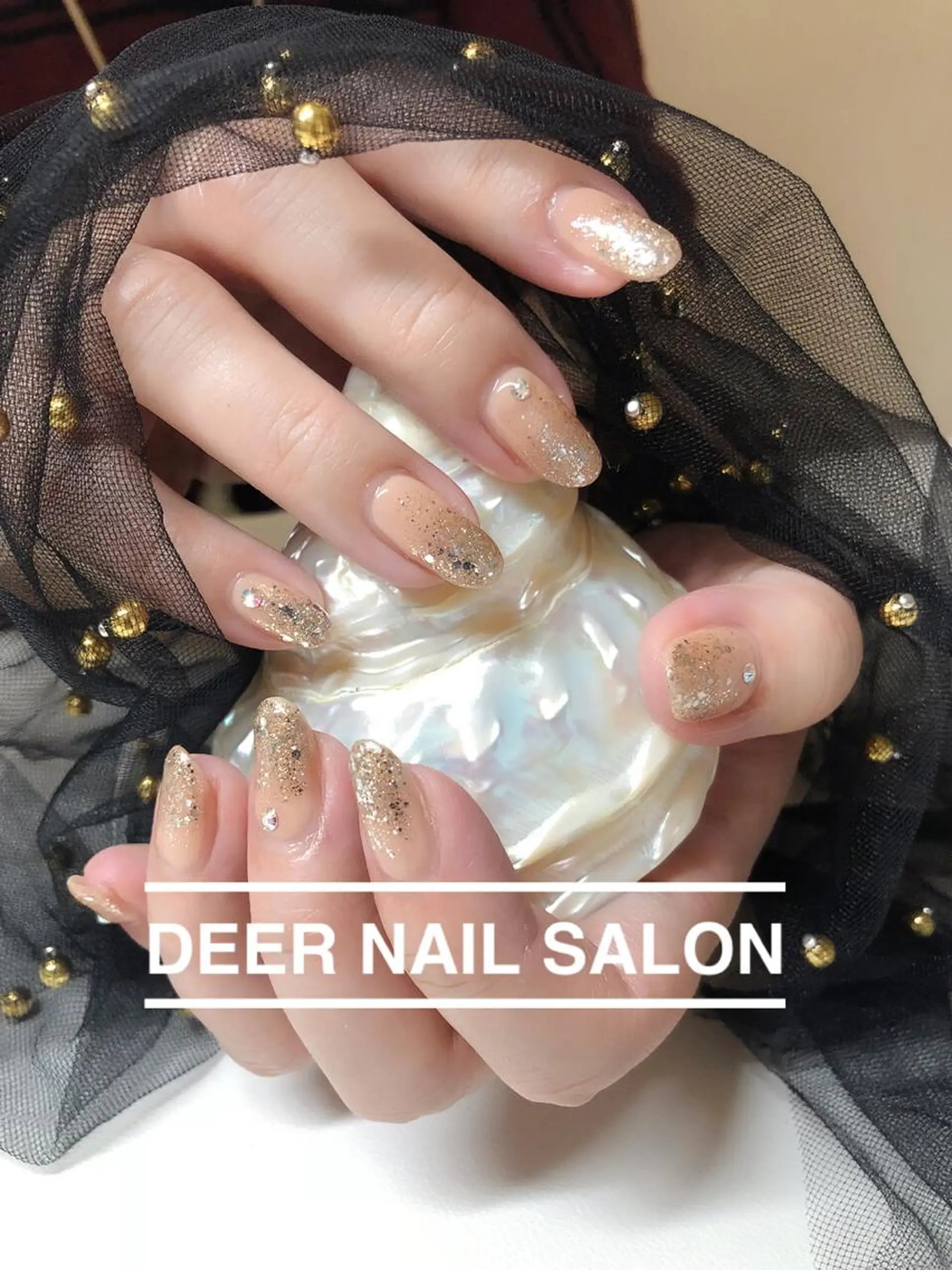 ネイル ラメ(グリッター) Peachy 🍑のネイルデザイン