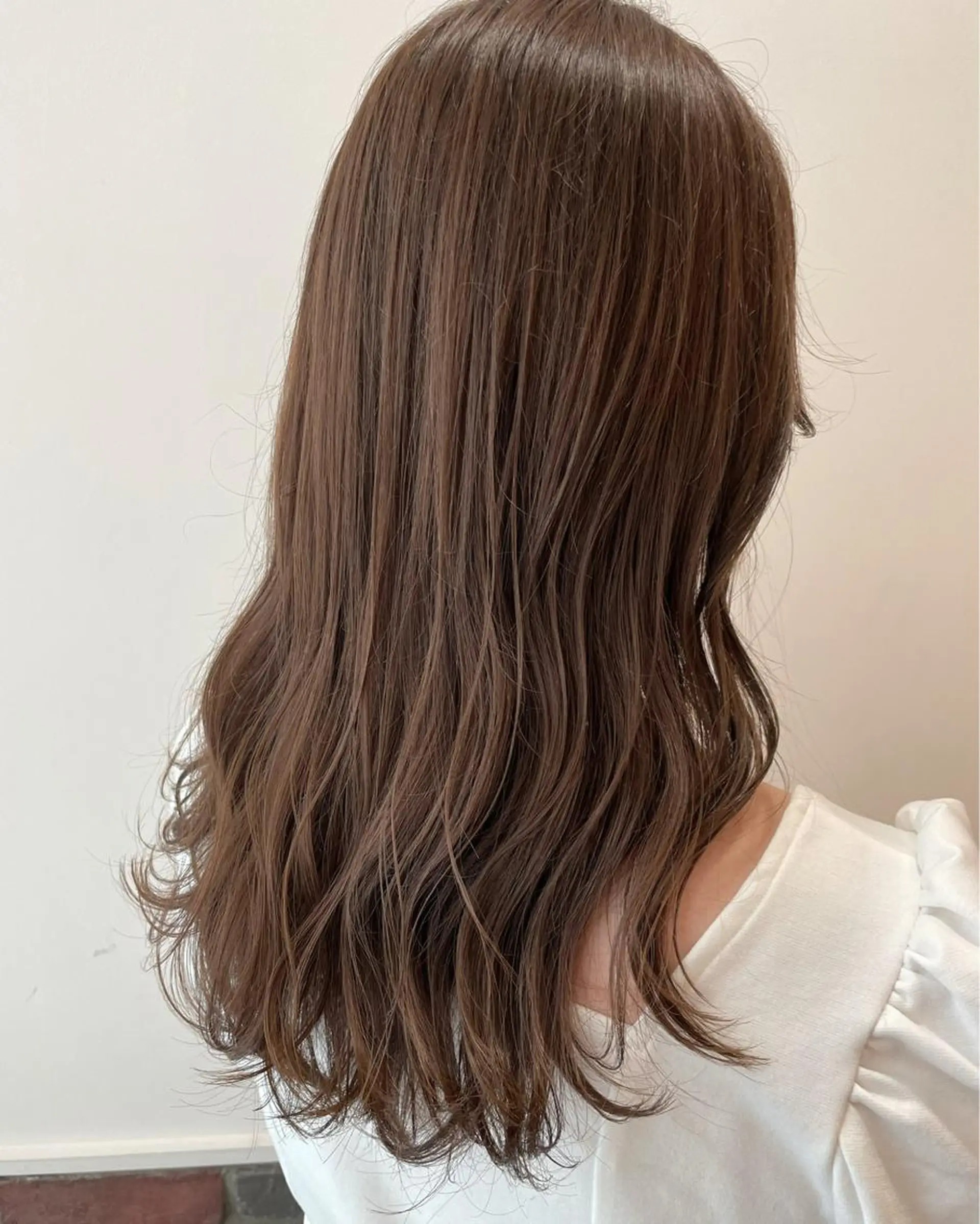 セミロング カラー 増渕 駿介のヘアスタイル