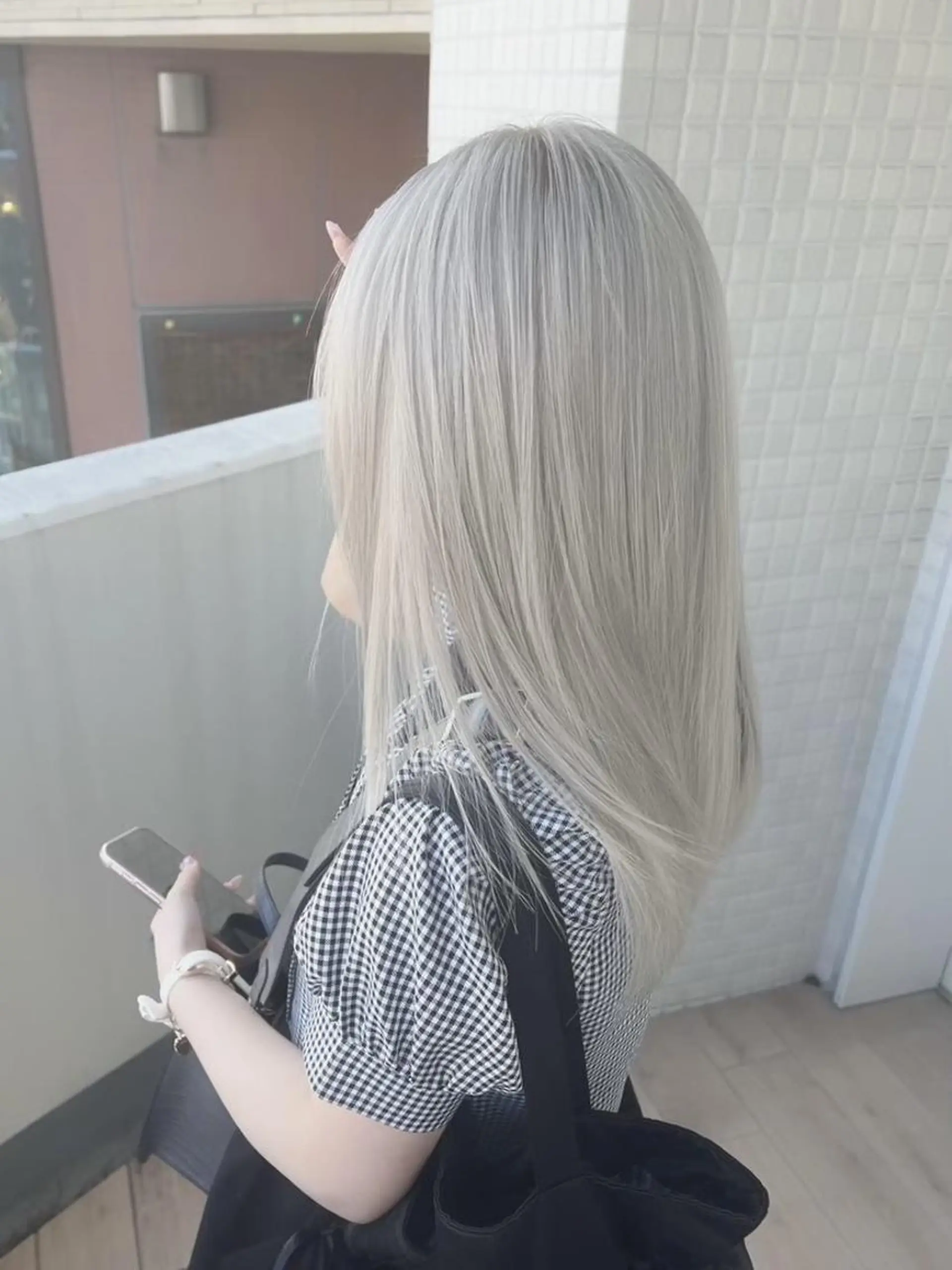 ミディアム カラー ブリーチ ダブルカラー ヘアカラー トリートメント ✨【公式】 juhl.横浜✨のヘアスタイル