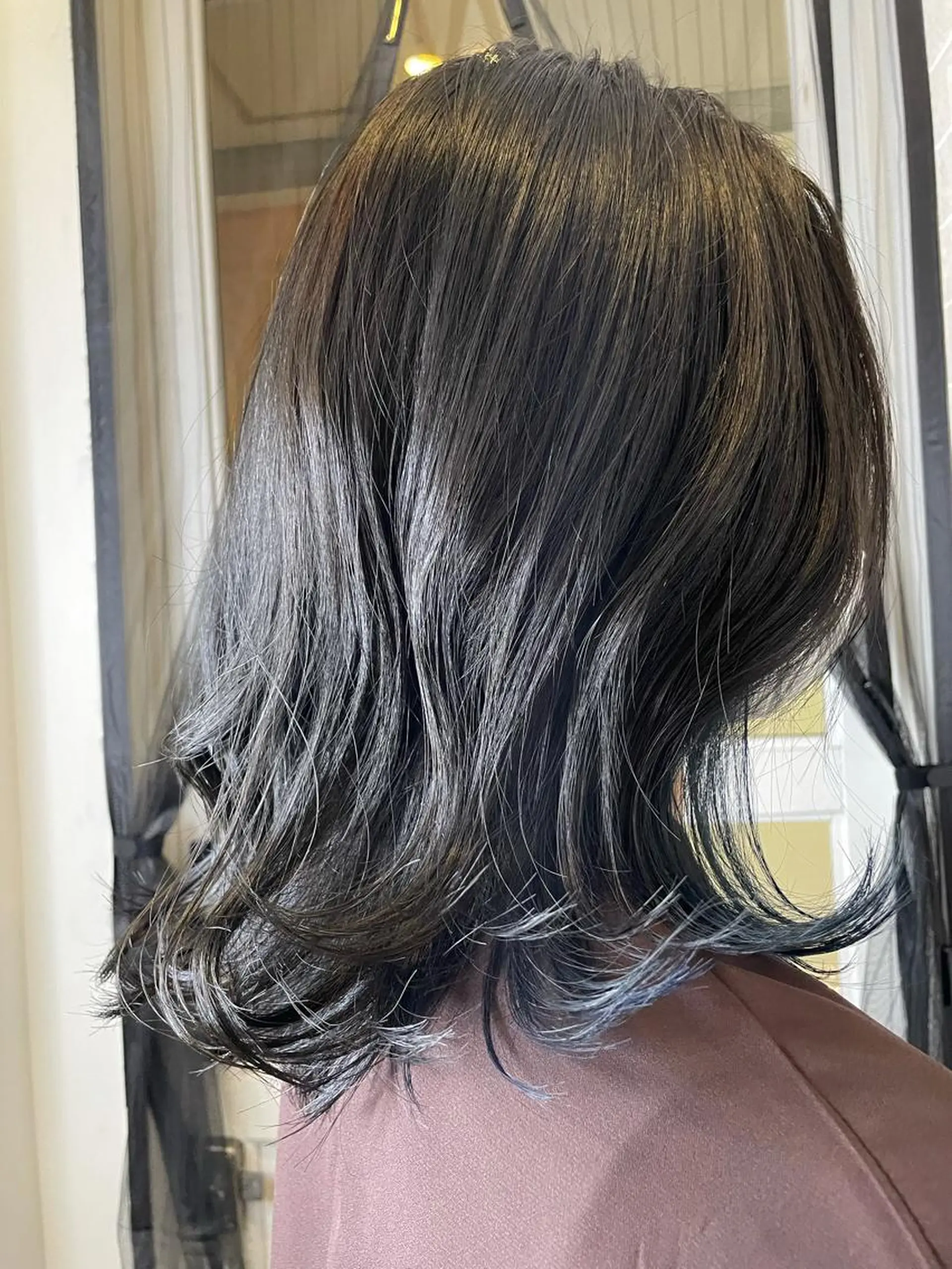 ミディアム 柳井 瑠菜のヘアスタイル