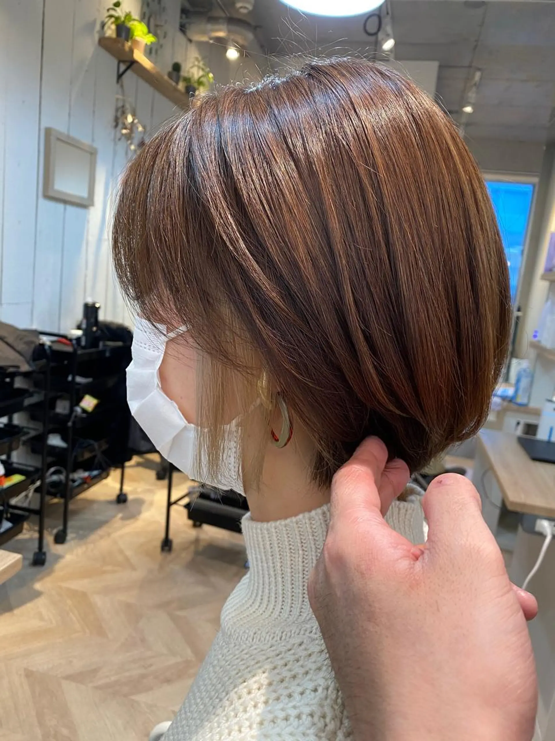 ショート ヘアカラー 西山 恵太郎のヘアスタイル