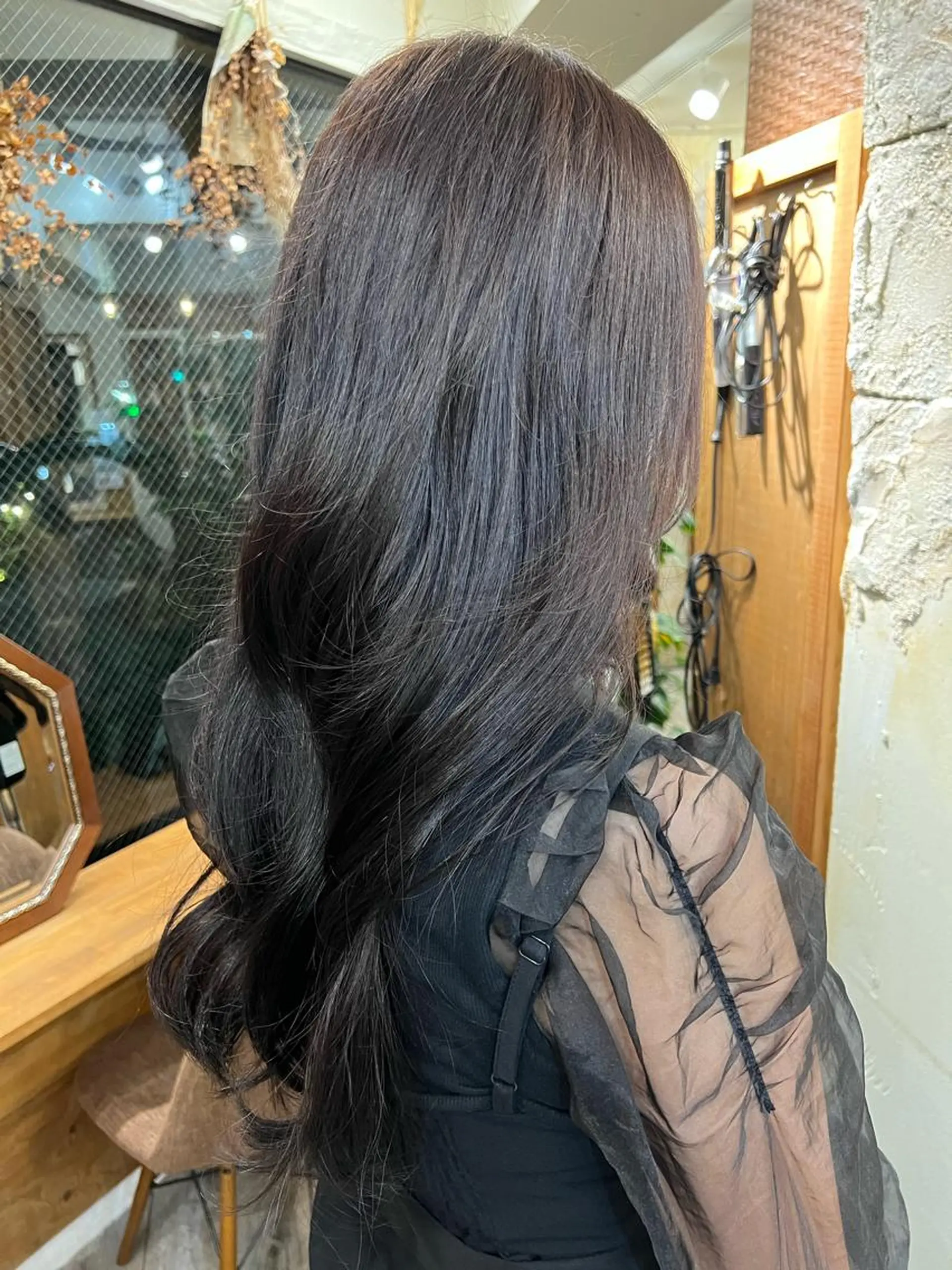 ロング カラー アッシュ イルミナカラー ラベンダーカラー ラベンダーアッシュ ARMONY所属・ま ひのヘアスタイル