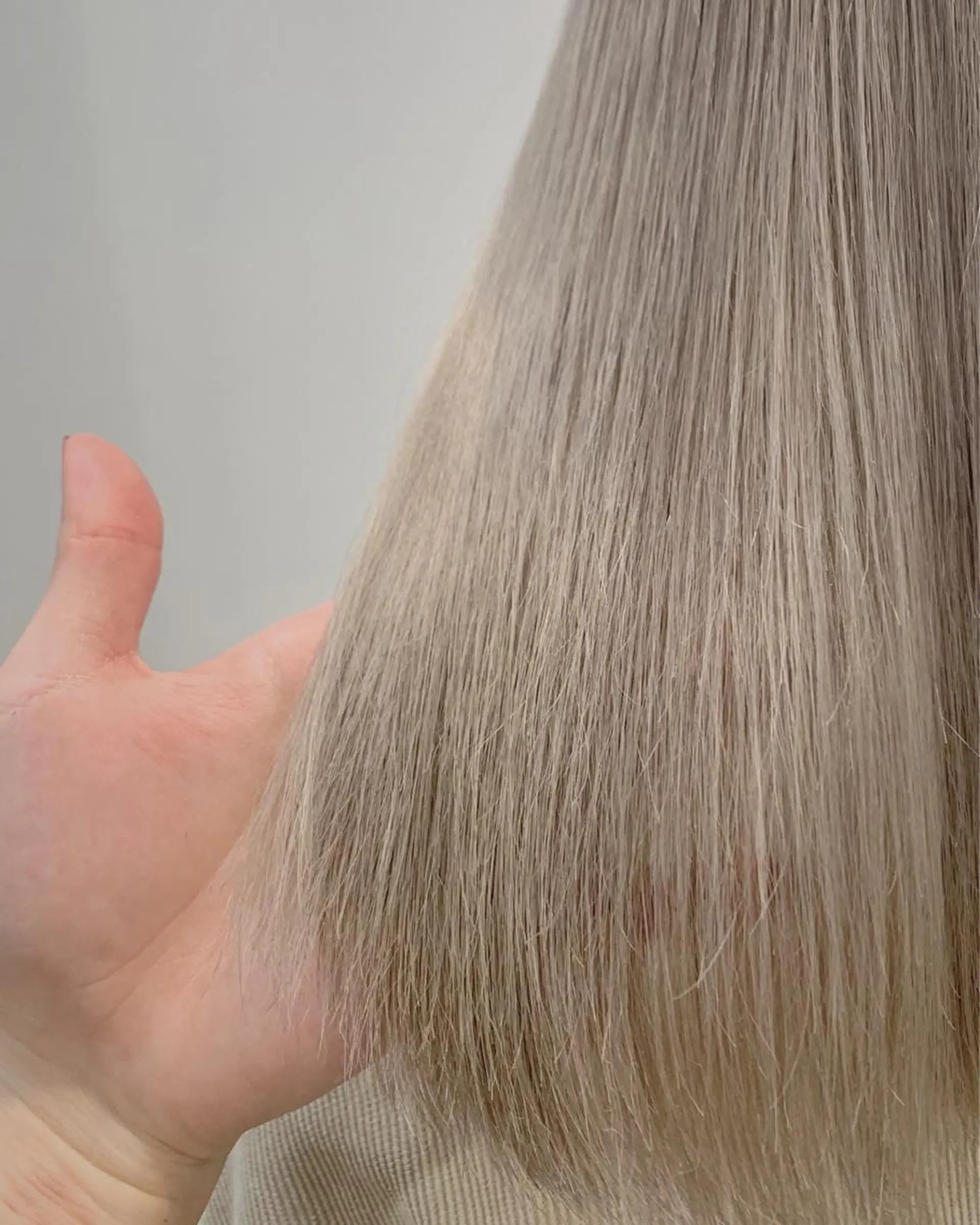 ミディアム カラー ヘアアレンジ ブロンド ヘアカラー トリートメント BANK'S hair所属・💐ケラチン 髪質改善寺坂雄飛💐のヘアスタイル