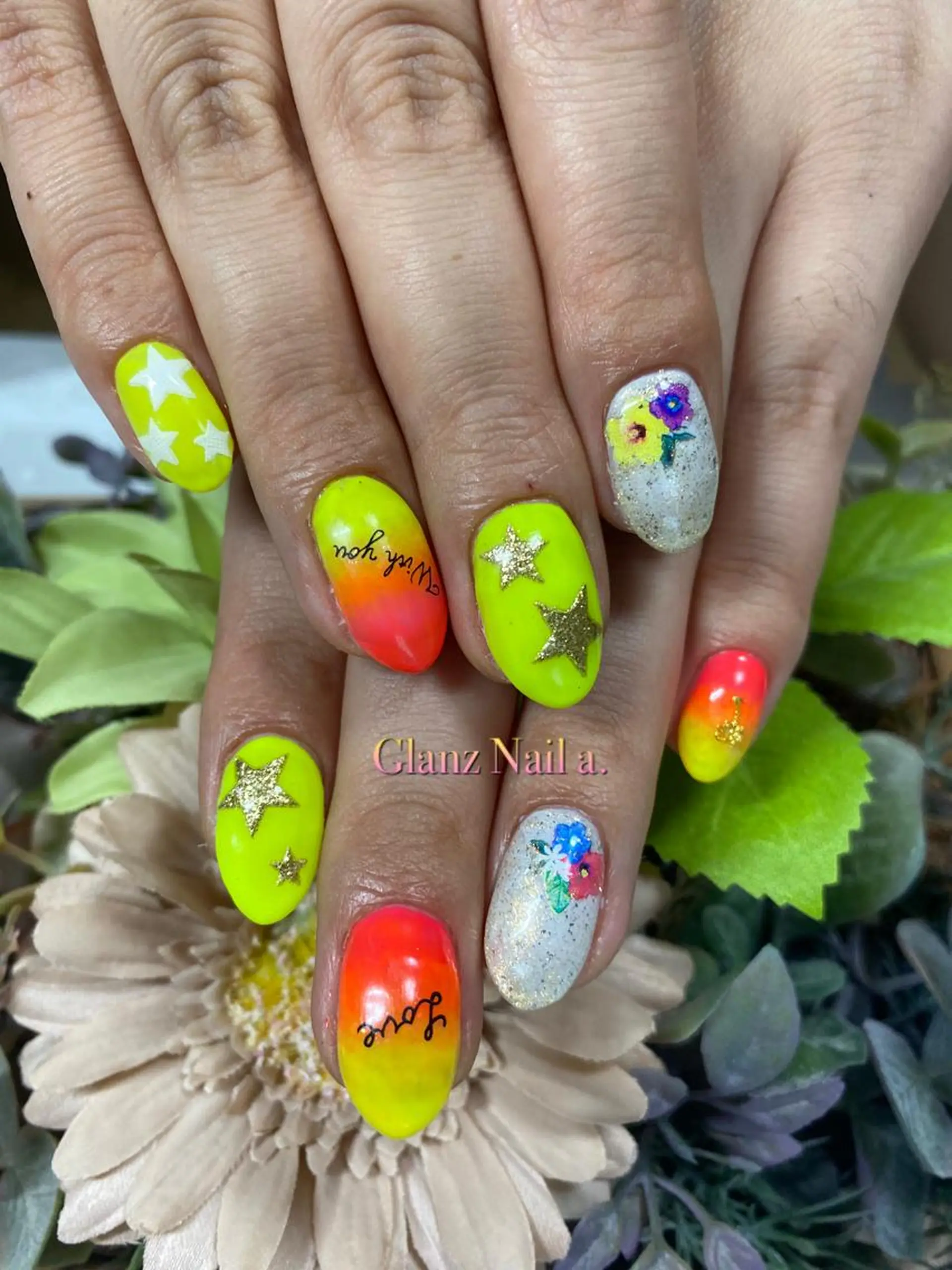 ネイル シンプルネイル 夏ネイル Glanz  Nail aのネイルデザイン