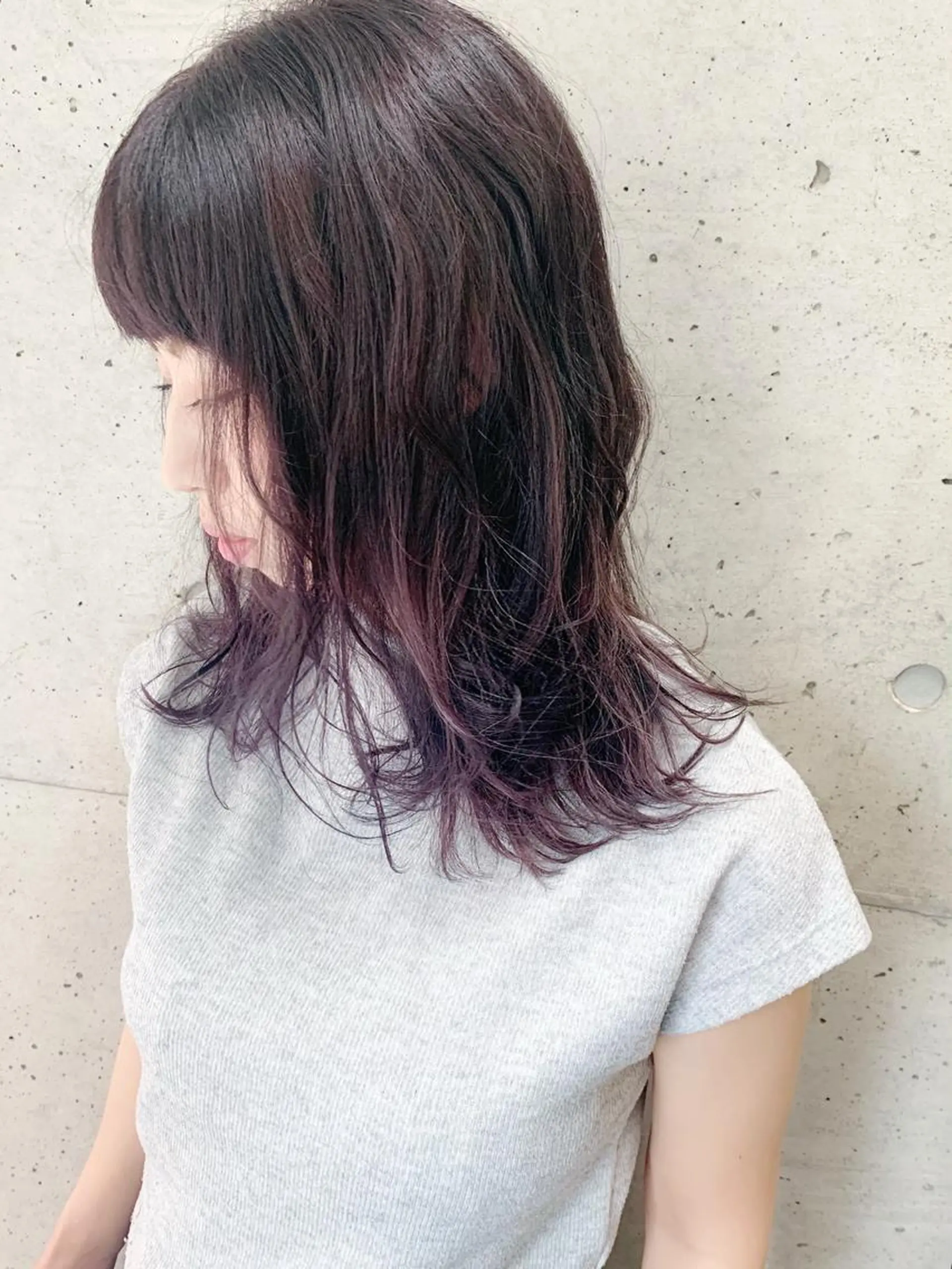 ミディアム カラー グラデーションカラー EMANON天神所属・Hitomi Ezakiのヘアスタイル