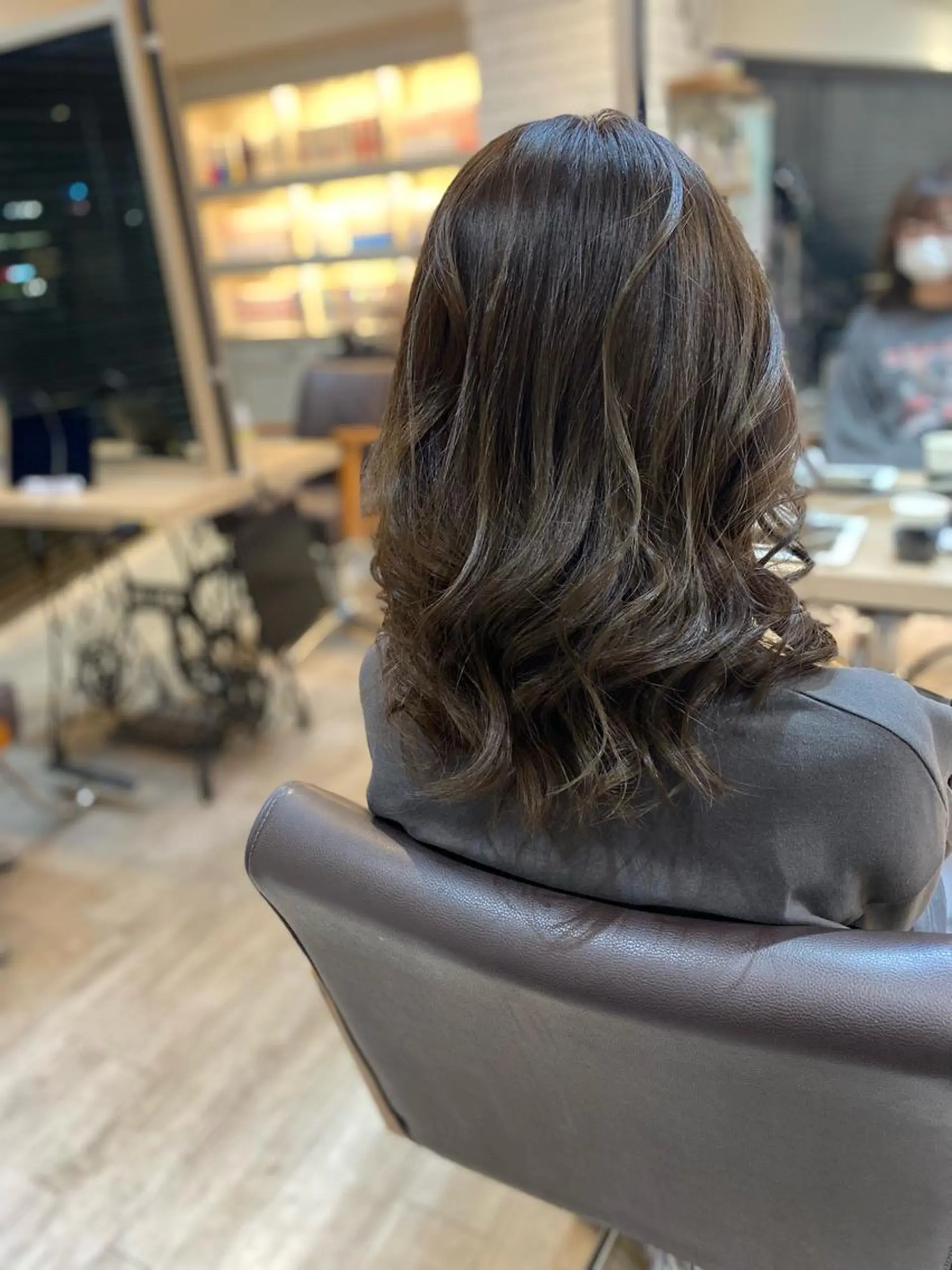 セミロング カラー カット ヘアカラー ヨシダ フミノリのヘアスタイル