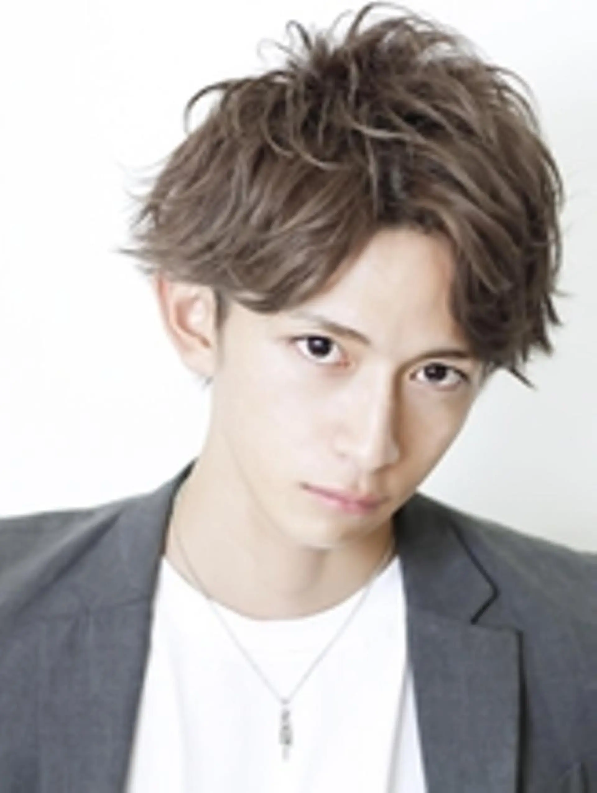 ショート パーマ 田辺 侑未のヘアスタイル