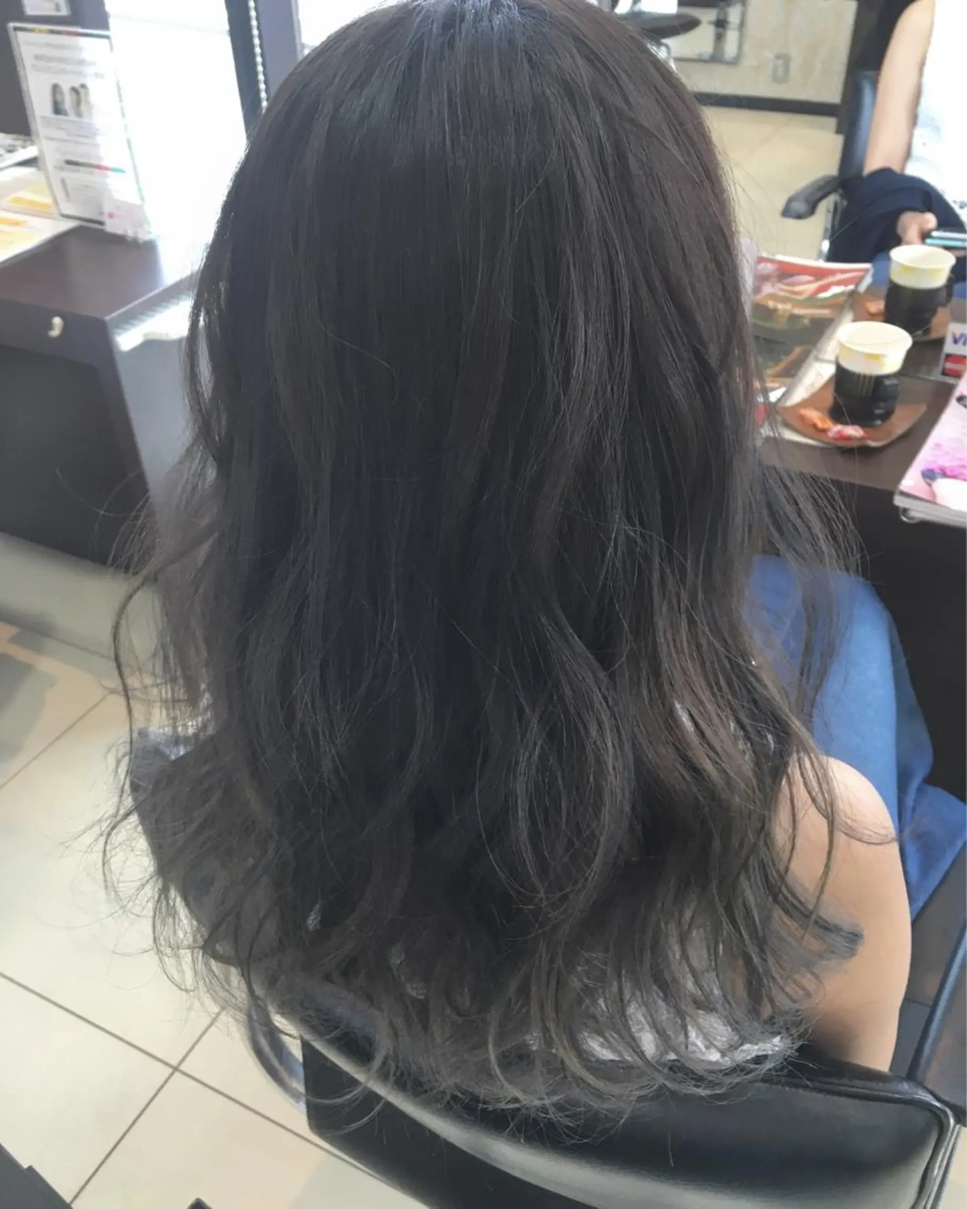 カラー 早川 真幸のヘアスタイル