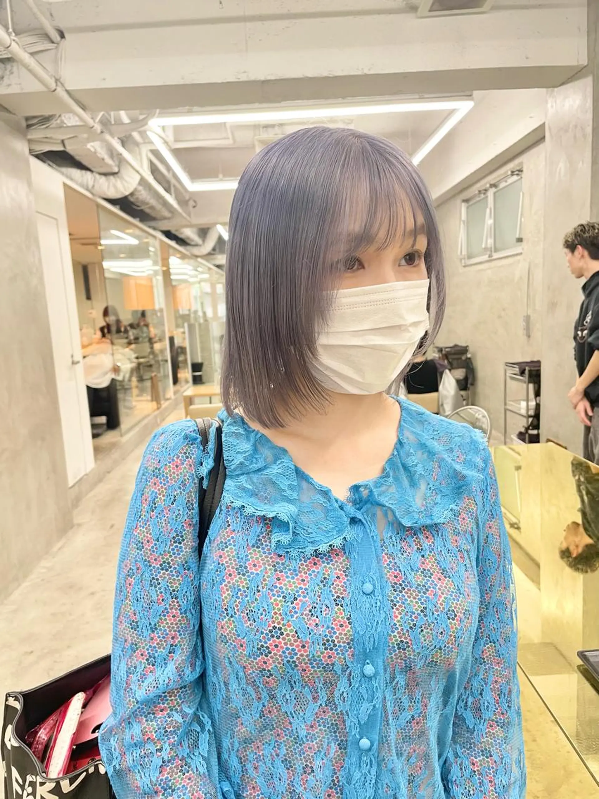 ミディアム カラー パーマ ヘアアレンジ メンズ ミディアムパーマ メンズバレイヤージュ メンズブリーチ センターパート フェードカット ハイトーン/レイヤー 🌸さくらのヘアスタイル