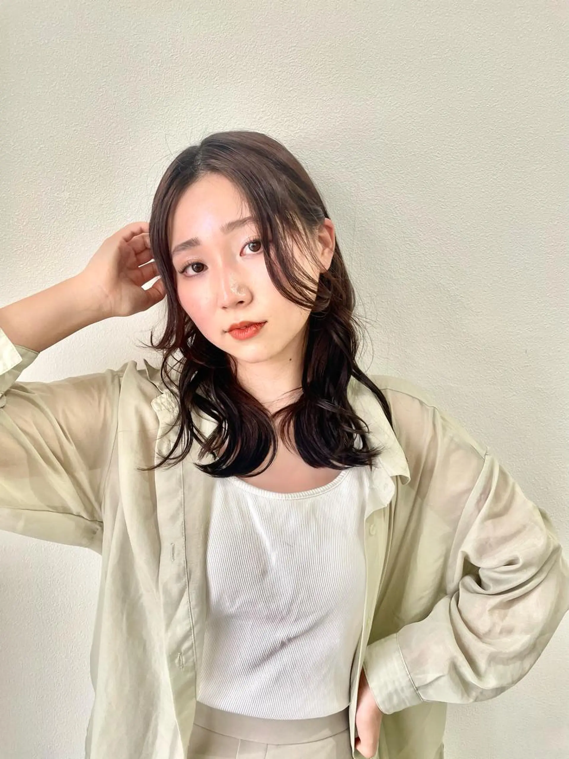 セミロング カラー パーマ ニュアンスパーマ 似合わせスタイル🪮 🌿まなべさとみ🌿のヘアスタイル