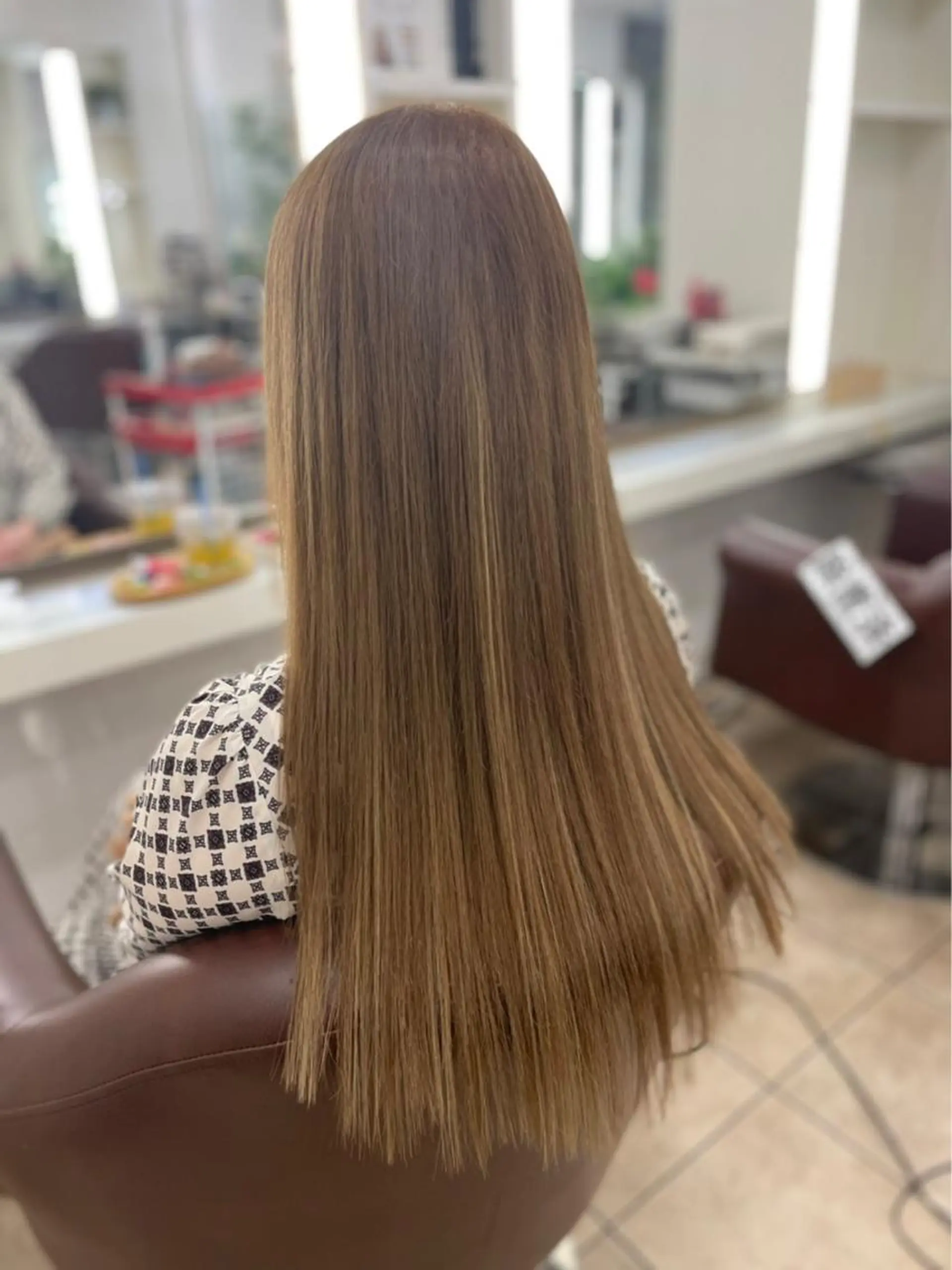 セミロング ヘアカラー トリートメント 🐥こ ま🐥のヘアスタイル