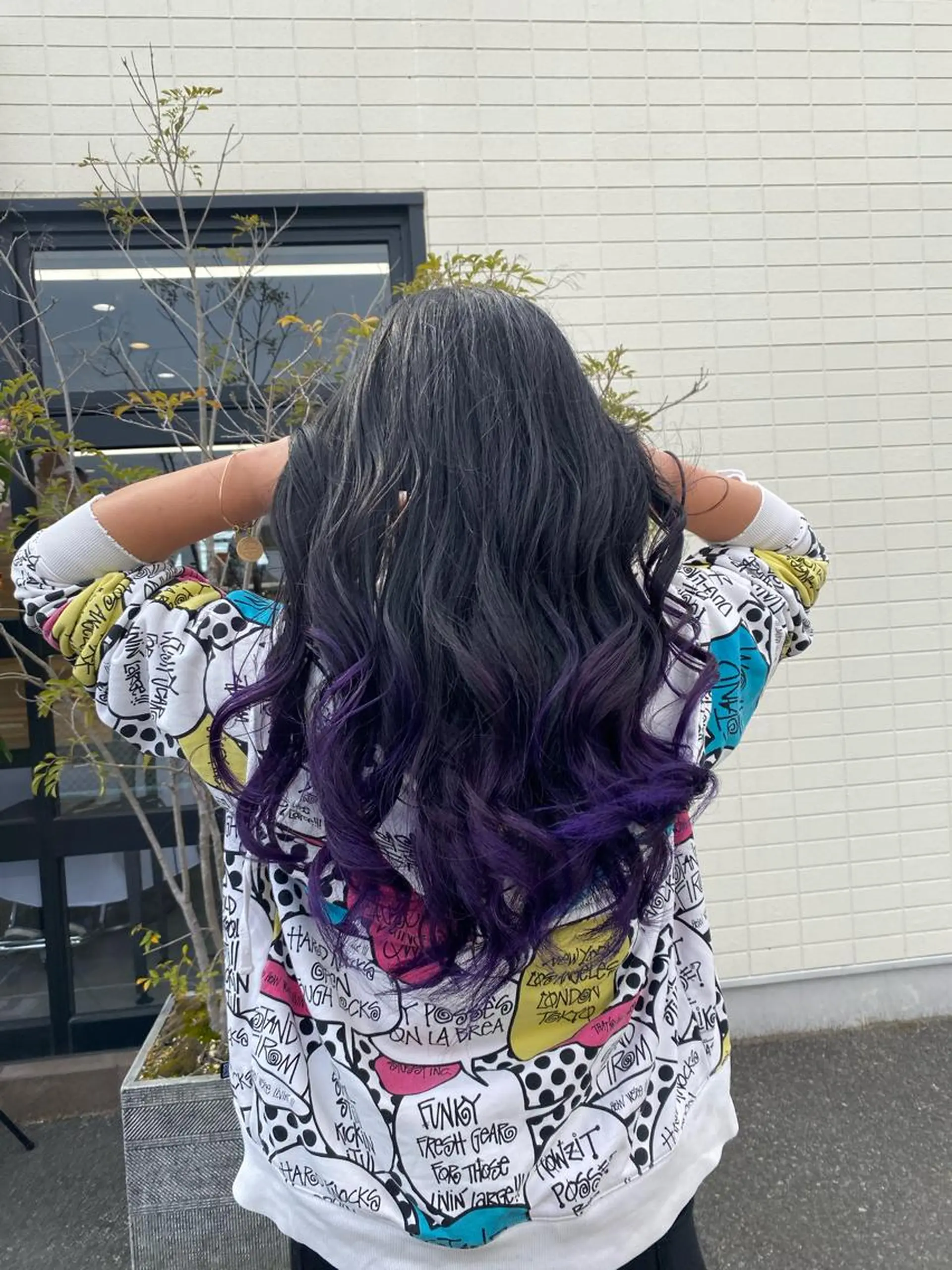 ロング maco 艶感ハイトーン🦋のヘアスタイル