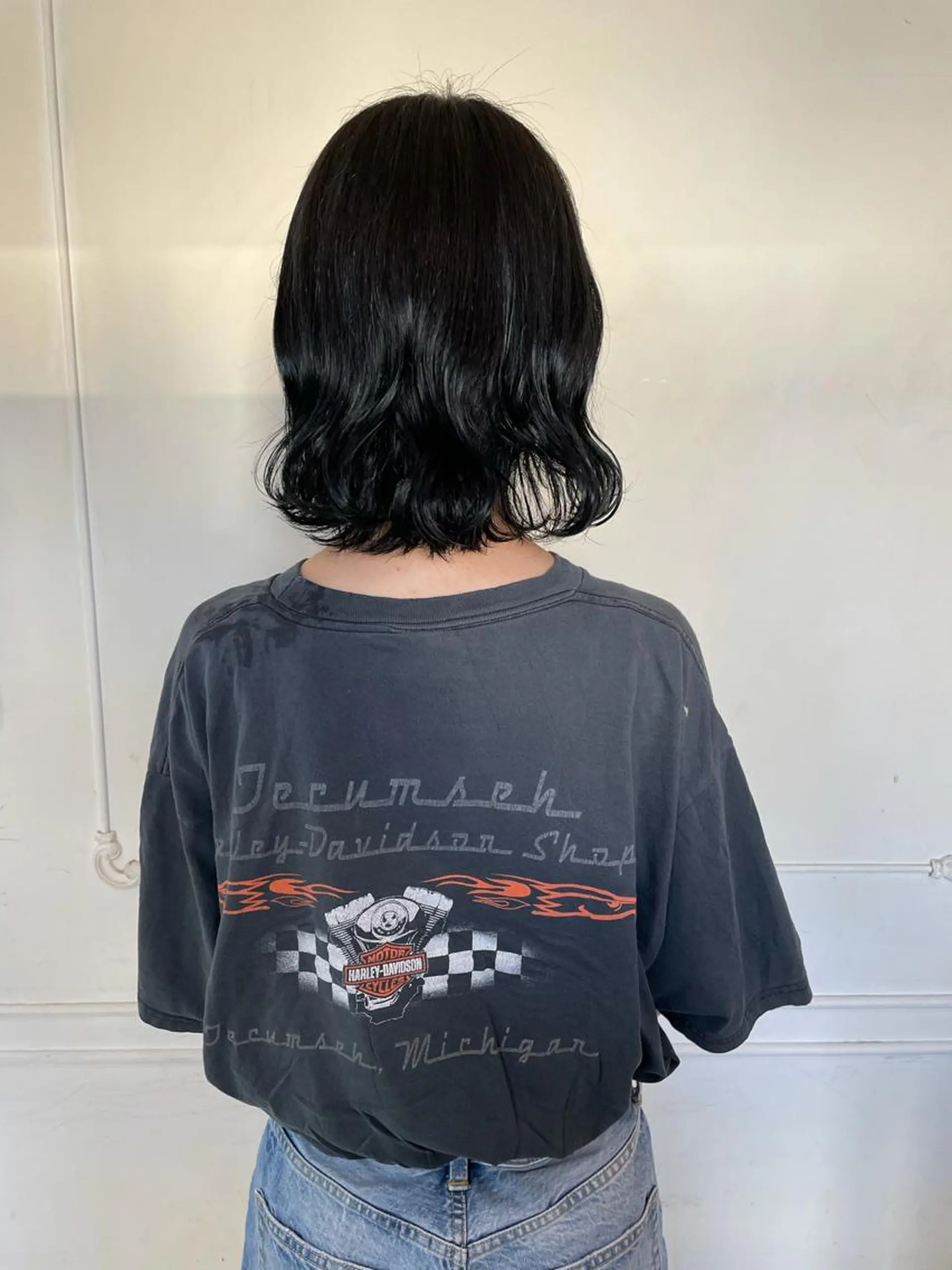 ミディアム カラー アオキ リノのヘアスタイル