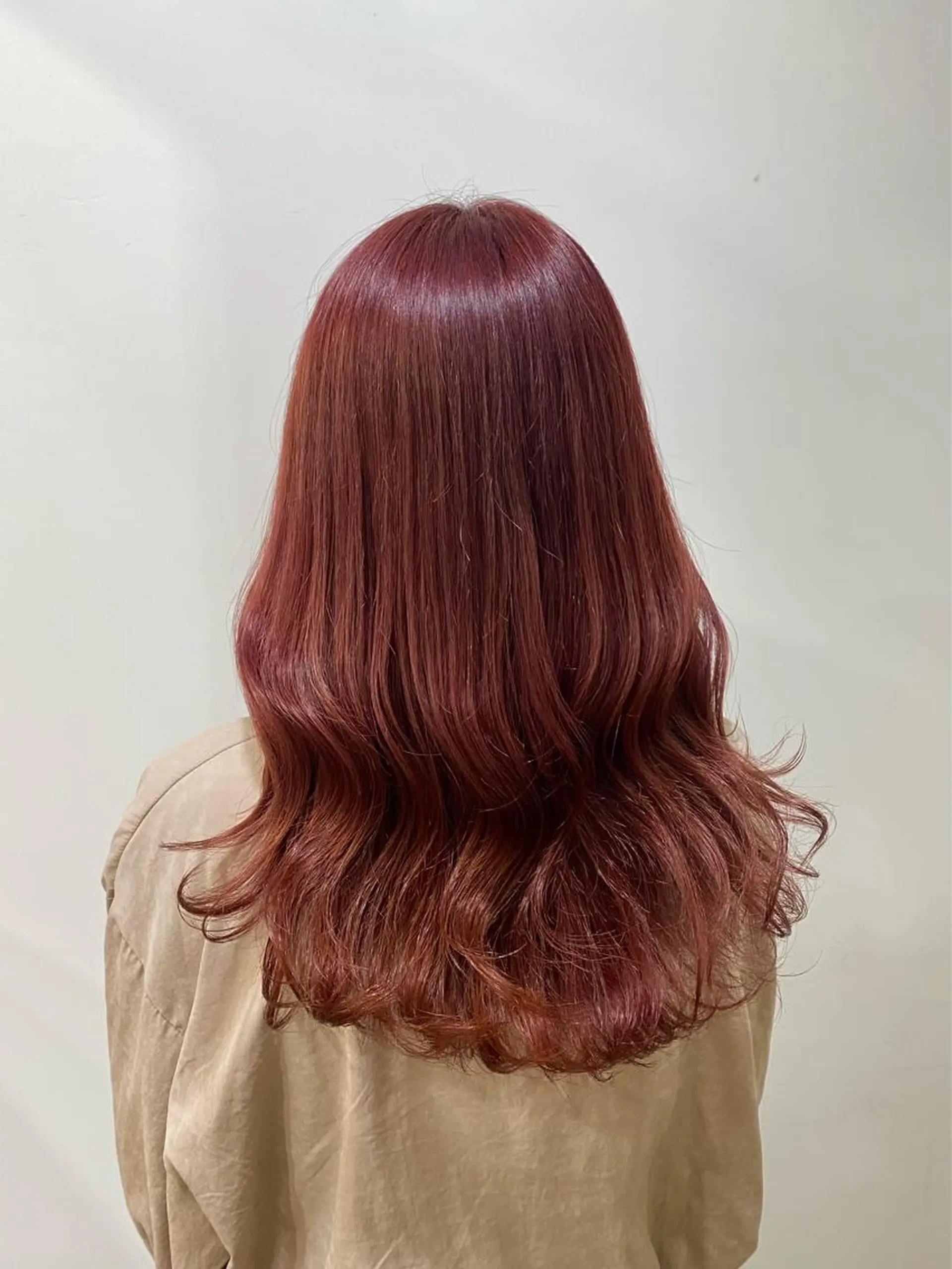 ロング カラー カシス ピンクカラー ヘアカラー たなか もえなのヘアスタイル