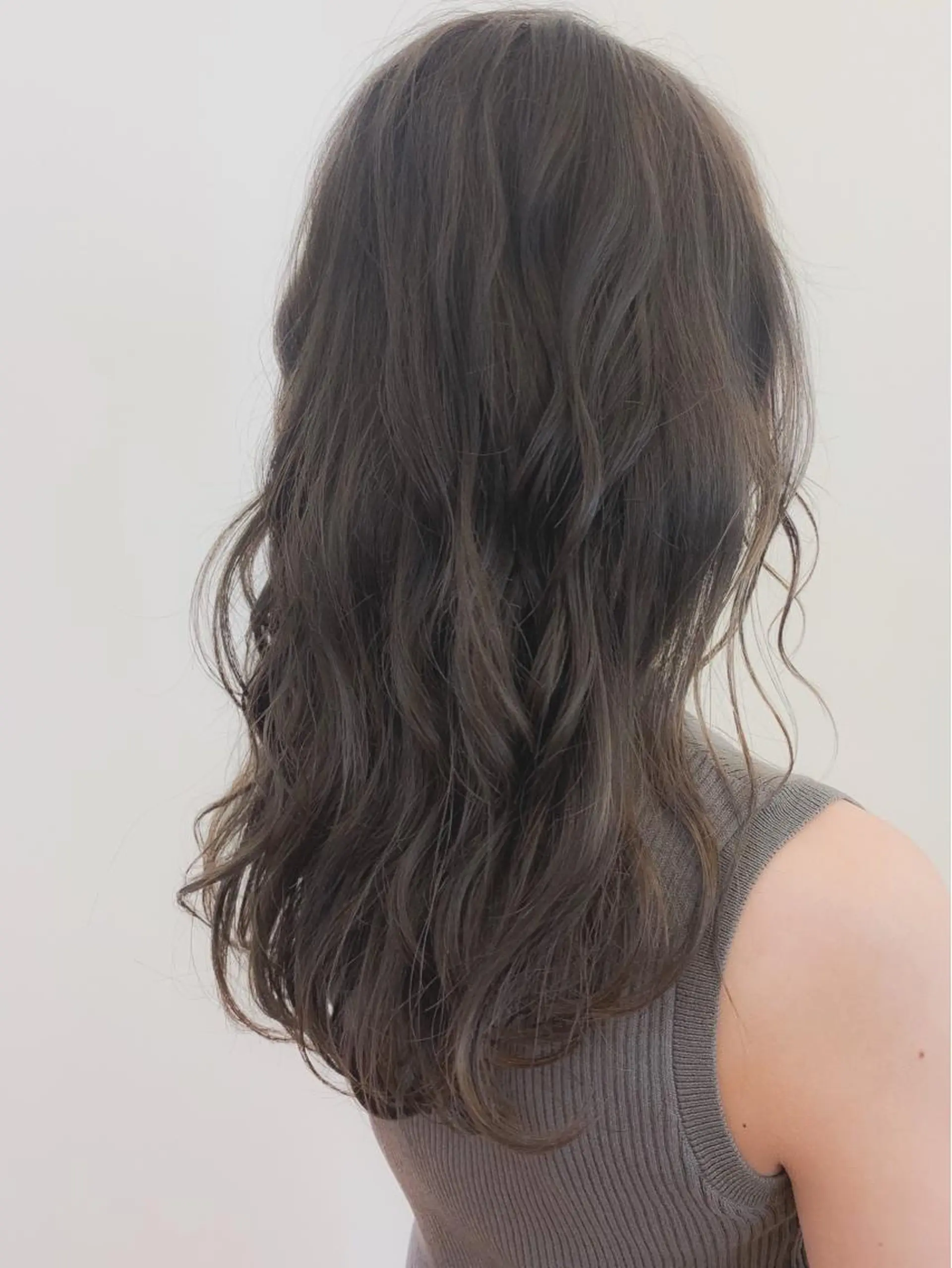 ロング ハイライト カット ヘアカラー トリートメント 【ボブ/個室サロン】 癒し空間mimuraのヘアスタイル