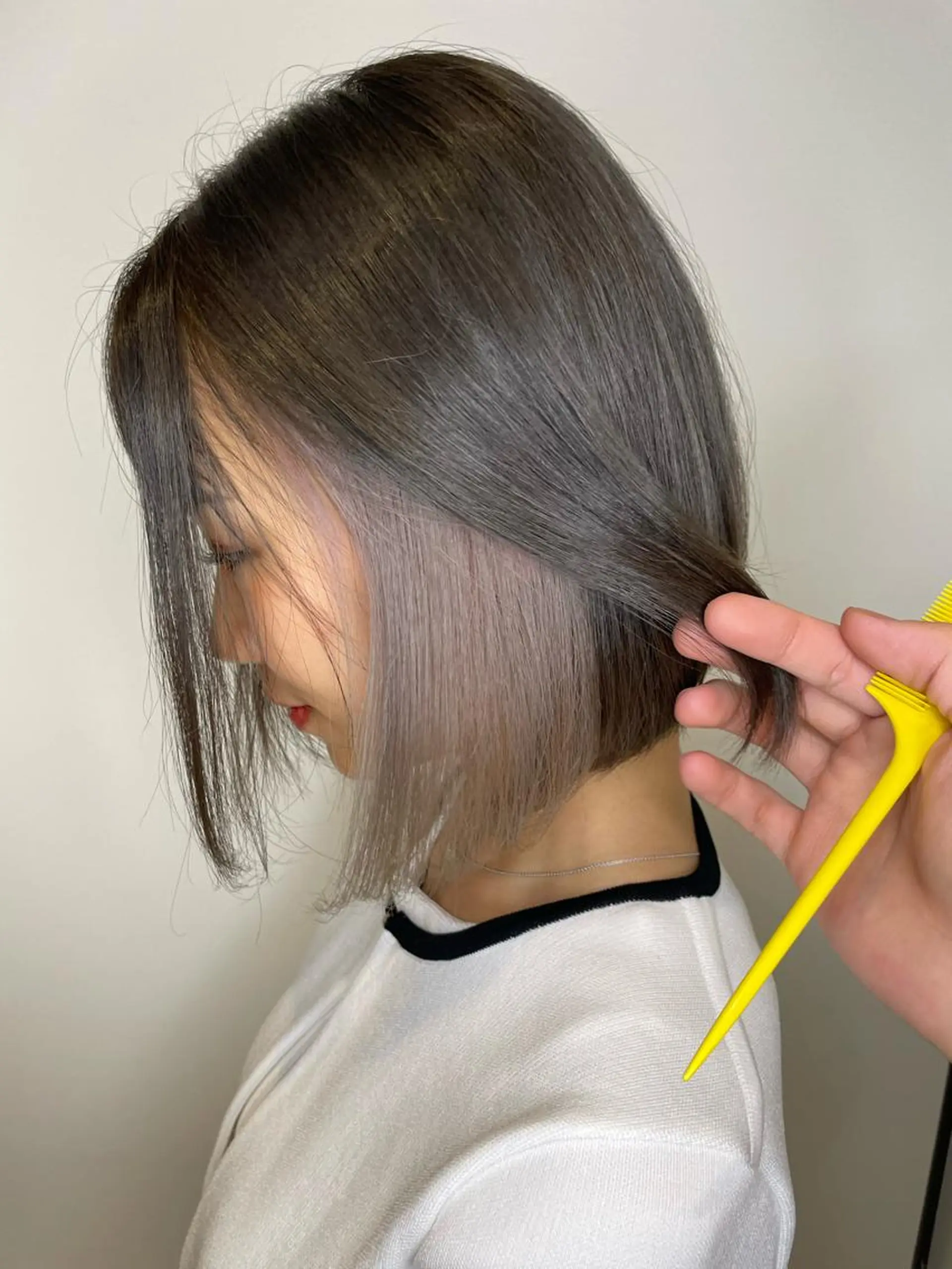 セミロング カラー ミストバング ベージュカラー ブリーチ ブルーカラー ケアブリーチ ヘアカラー トリートメント matiz マティス　表参道所属・💙アンブレラカラー 髪質改善　丸尾】のヘアスタイル