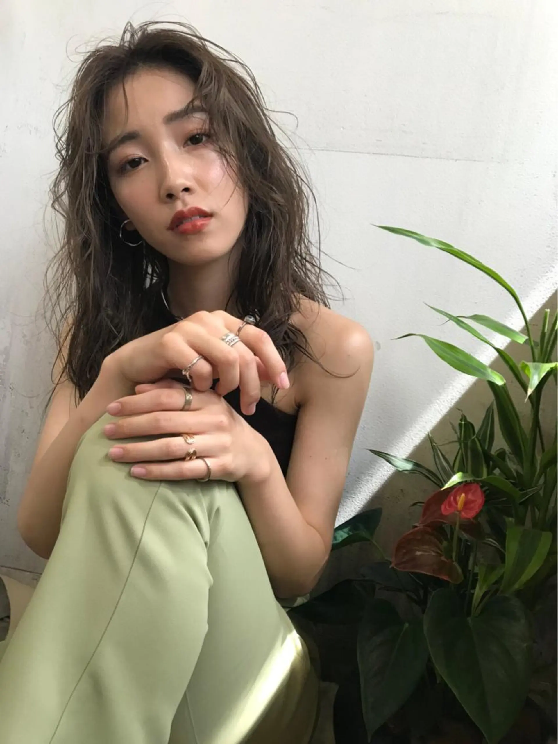 セミロング アッシュ ハイライト 韓国 / 中国ヘア 🦋Noniのヘアスタイル