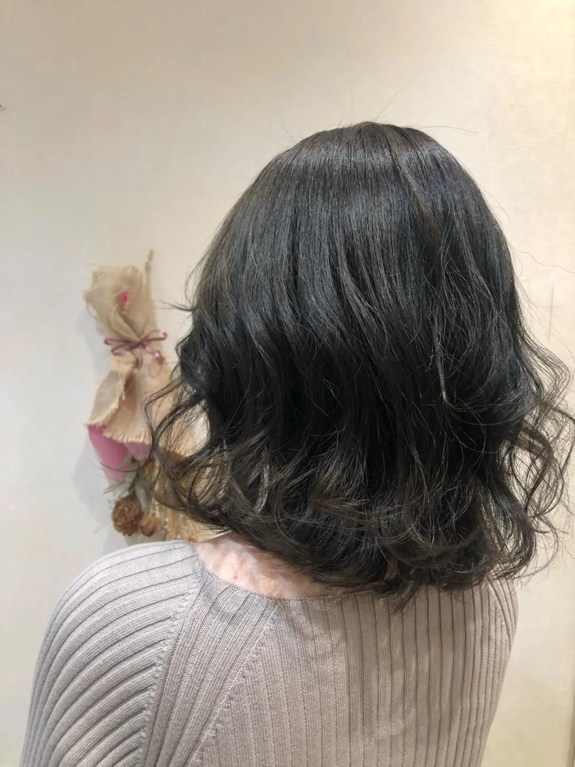 ミディアム カラー パーマ ツヤ髪カラー💎 佐藤あきのヘアスタイル