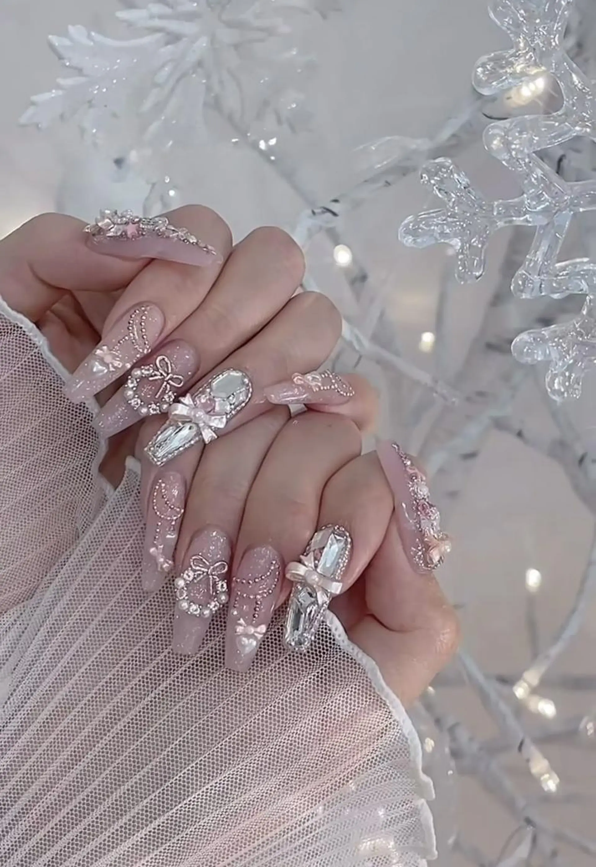 ネイル 長さ出し フレンチネイル グラデーション 卒業式 マグネットネイル ハンドネイル MIHANA NAILのネイルデザイン