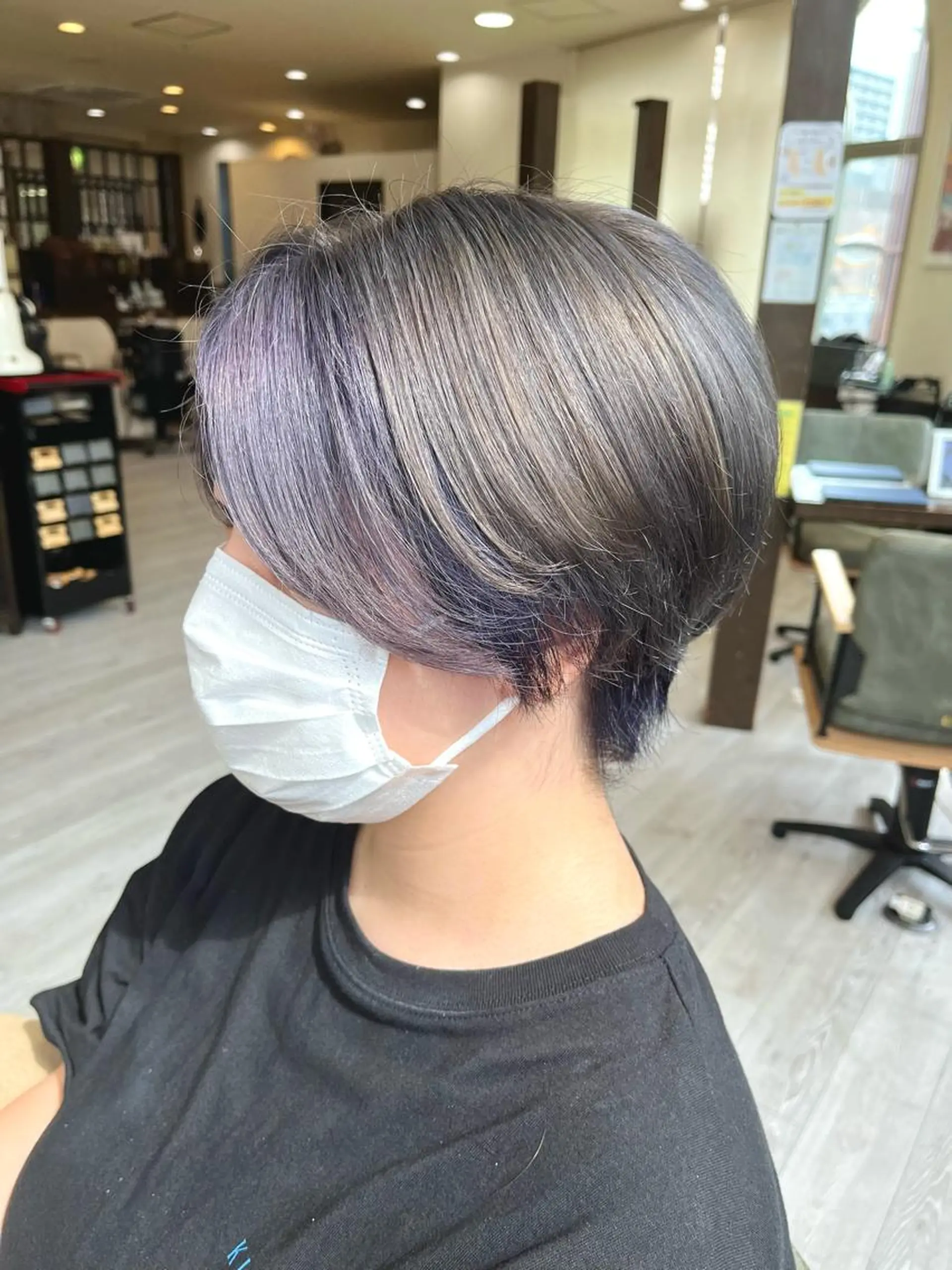 ショート カラー ラベンダーカラー シルバー カット ヘアカラー Charme所属・佐藤 瑚碧のヘアスタイル