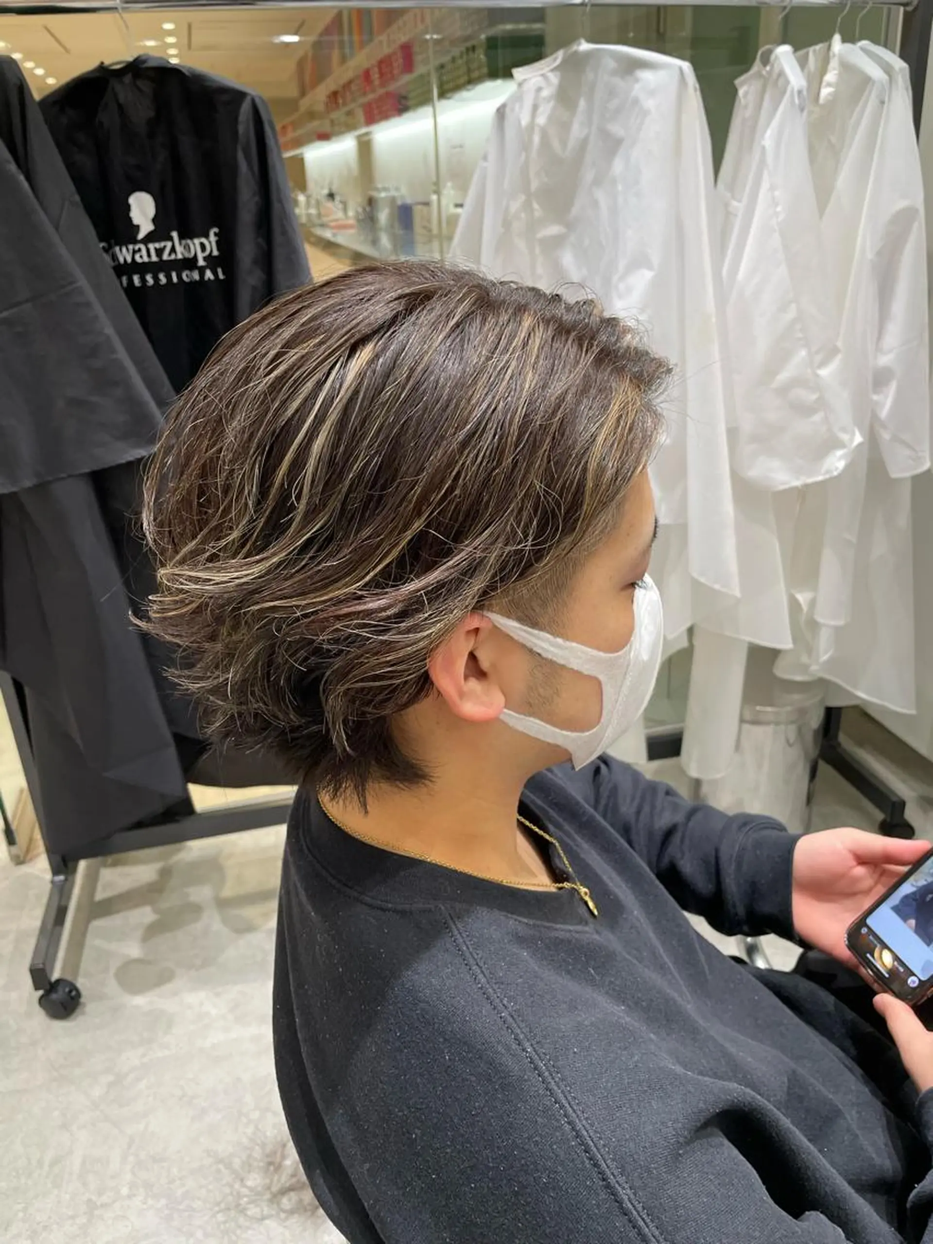 ショート カラー メンズ メンズハイライト ハイライトカラー ハイライト RAF   TOKYO所属・複雑履歴に対応ブリー チ無しダブルカラーのヘアスタイル