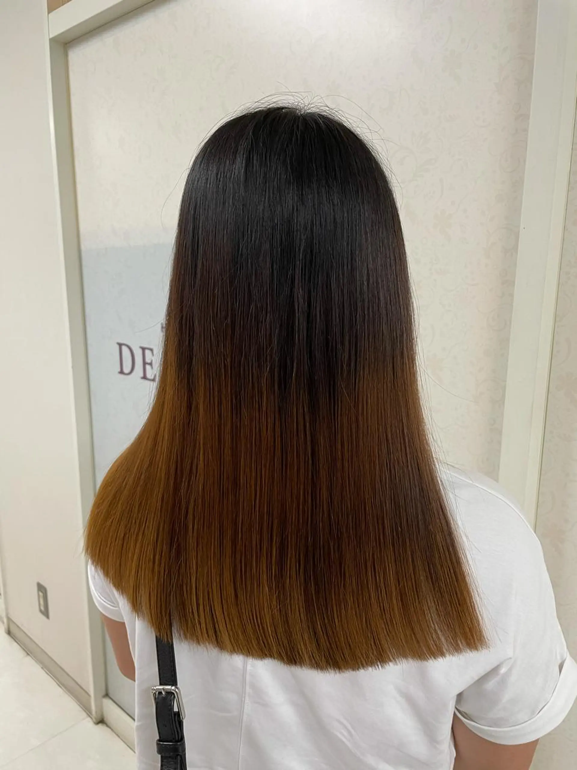 ロング ﾅﾁｭﾗﾙ艶ｶﾗｰ 戸田めぐみのヘアスタイル