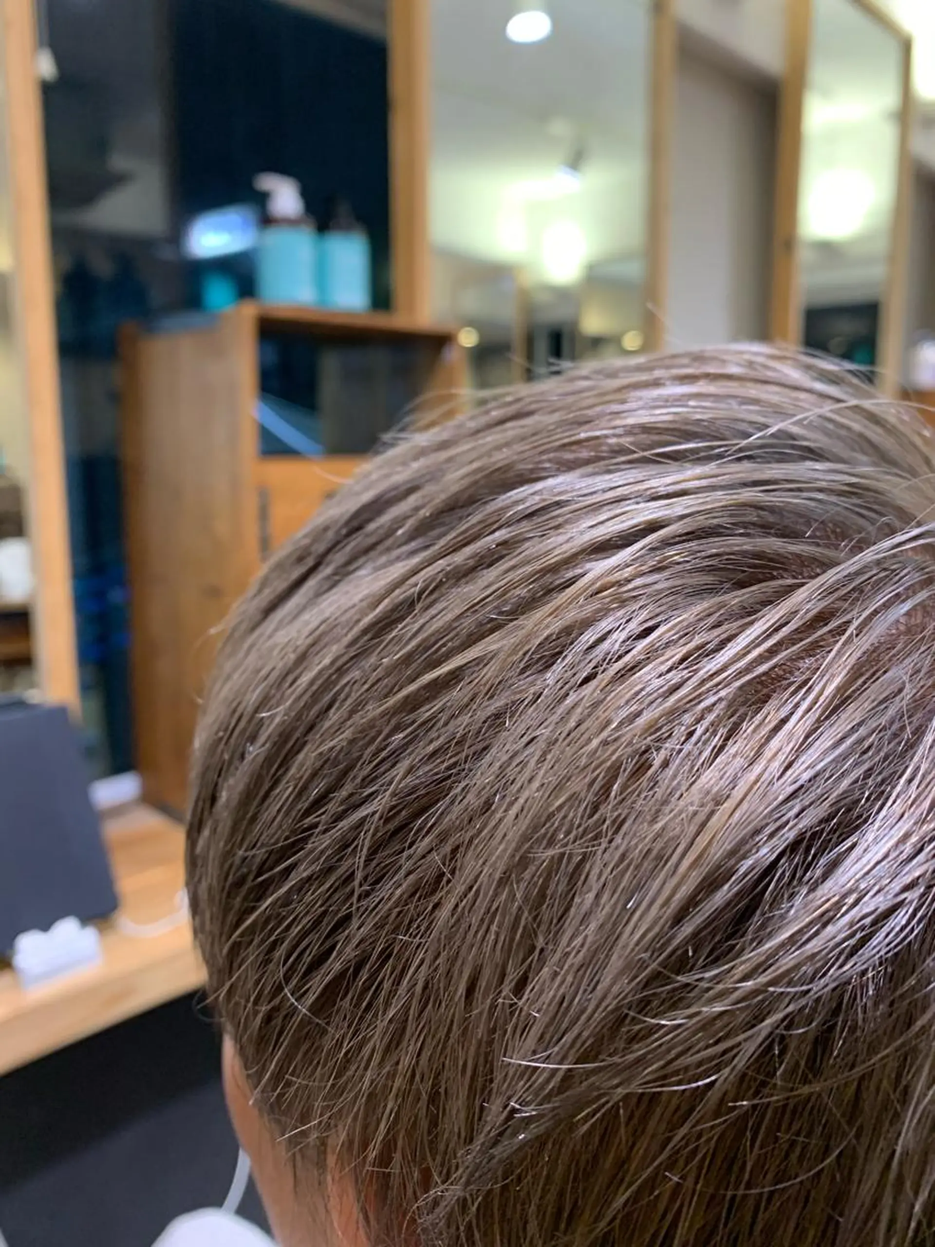 ショート カラー パーマ ヘアアレンジ メンズ ネイル マツエク・マツパ メンズハイトーン ベージュカラー ハイトーンカラー ミルクティーベージュ カット ヘアカラー トリートメント Sia中野新橋 『JUNYA』のヘアスタイル