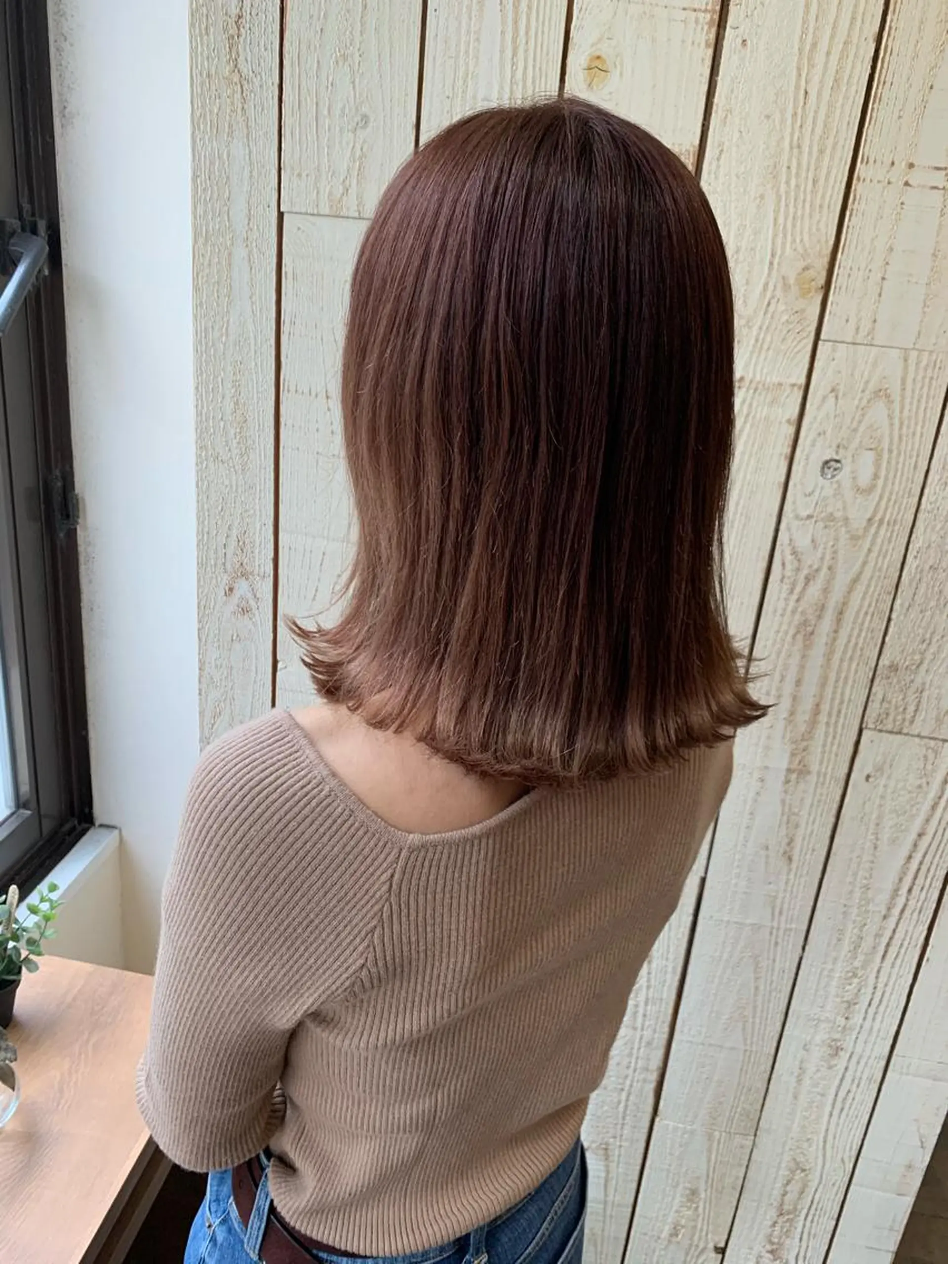 ミディアム カラー ブラウンカラー カット ヘアカラー トリートメント little×PORTO sannomiya所属・Topstylist HARUのヘアスタイル