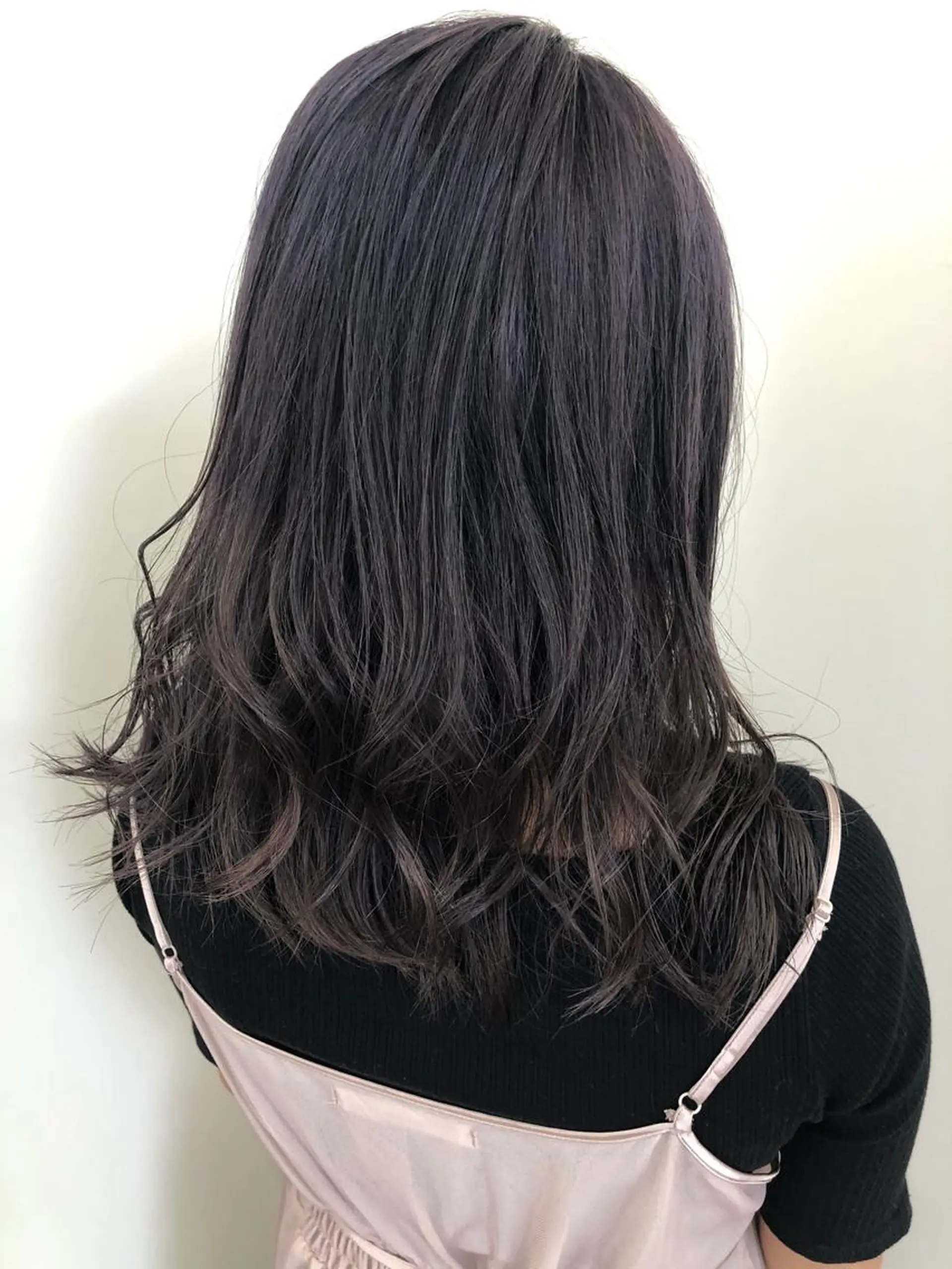 ミディアム カラー OFF YUYAのヘアスタイル