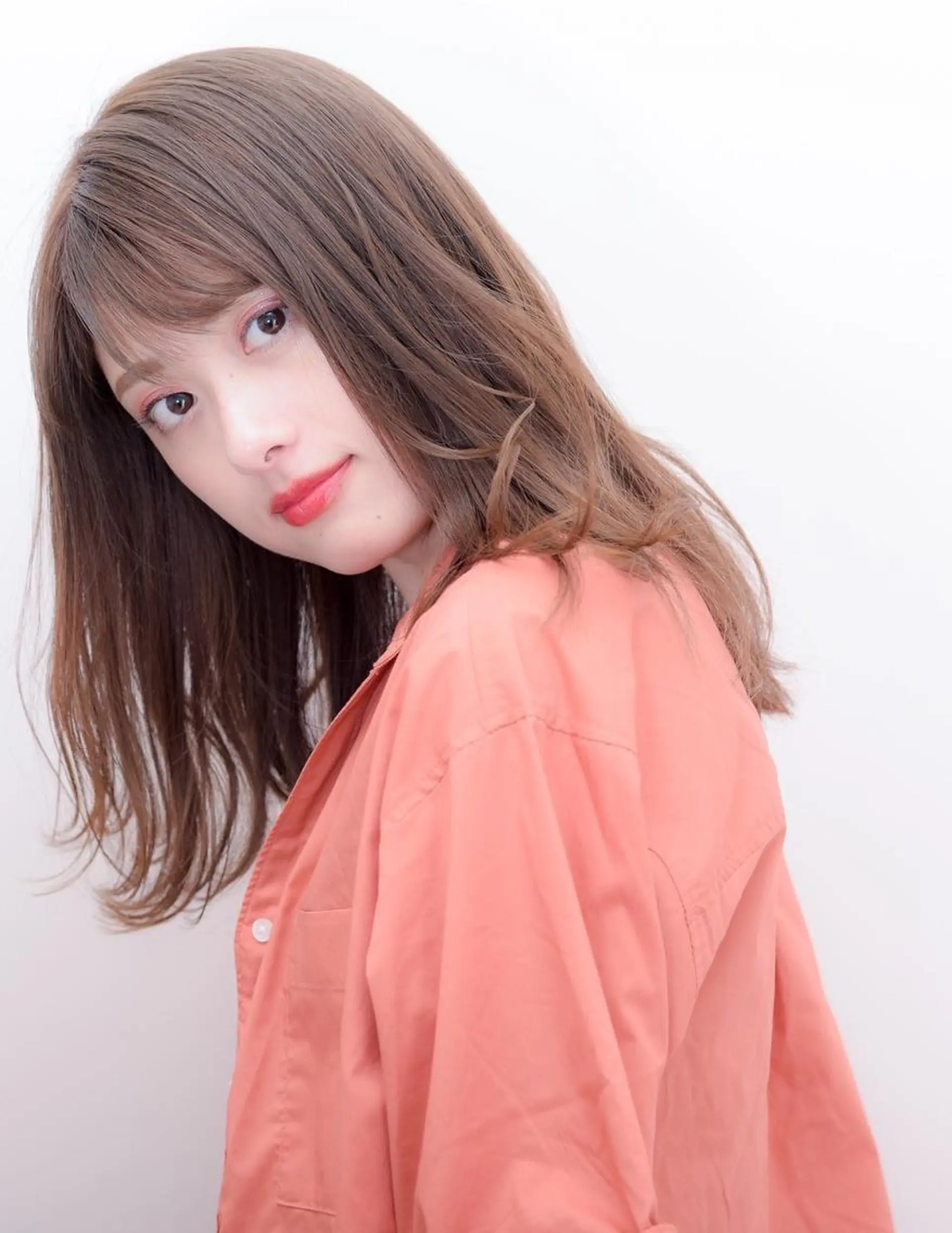 ロング カラー 公式 Ease by amble luxeのヘアスタイル