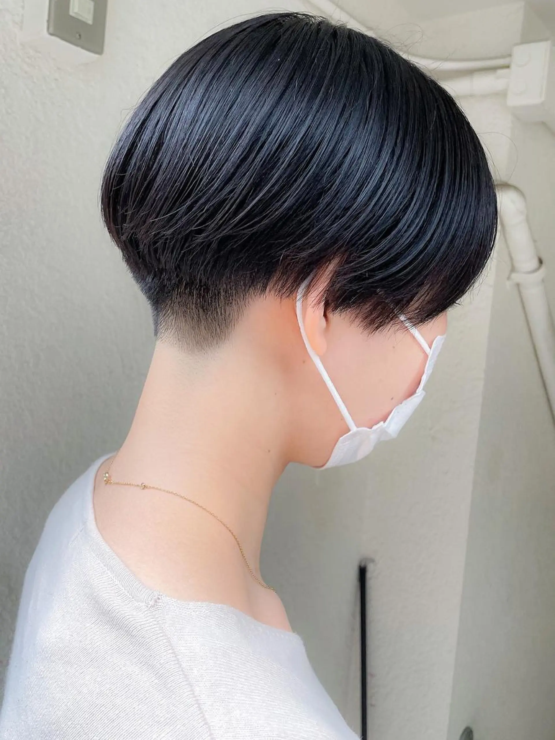 ショート カラー COLO✨️ 白川綺香のヘアスタイル
