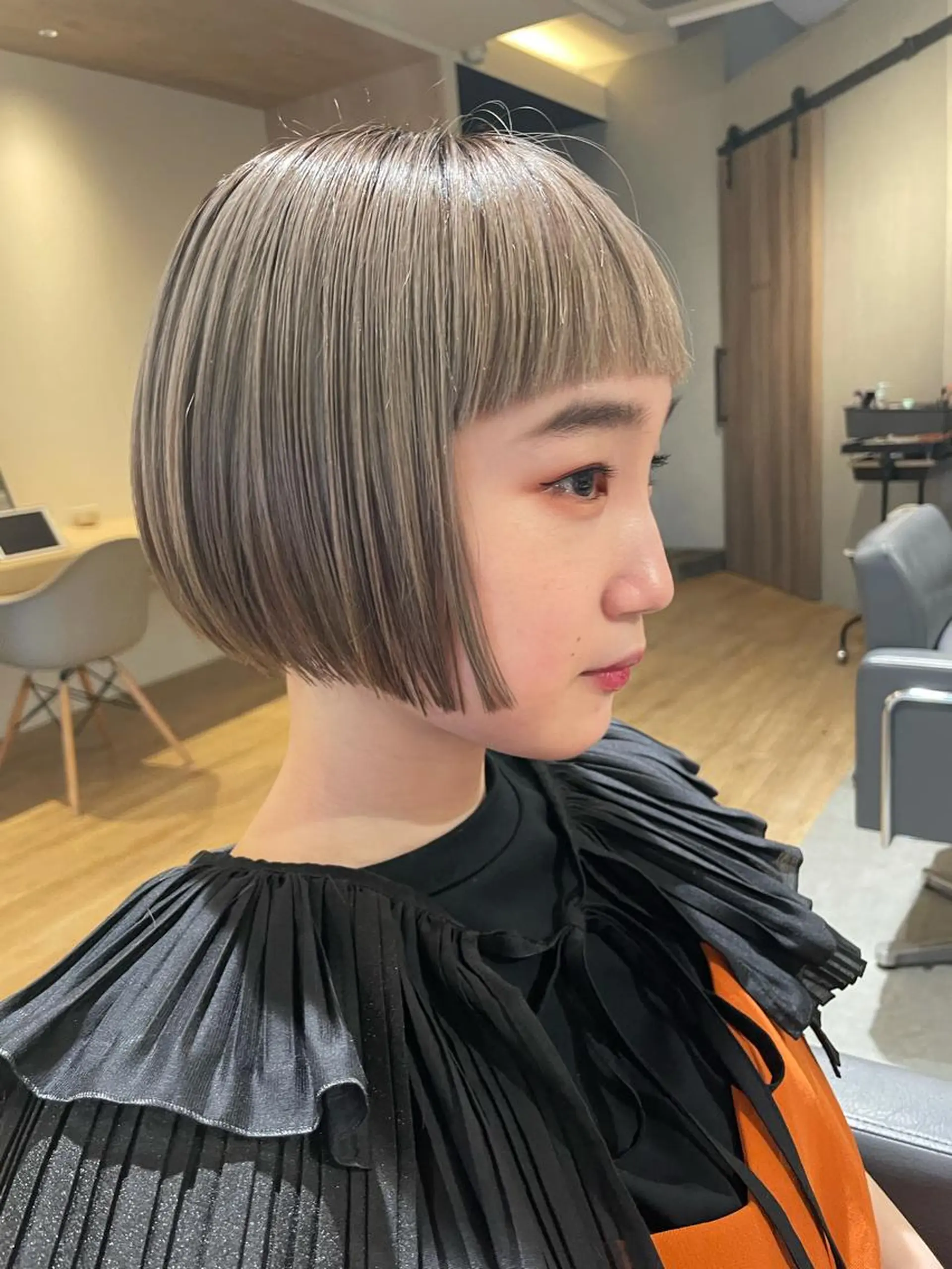 ショート カラー ハイトーンカラー ボブ 水口 英里のヘアスタイル
