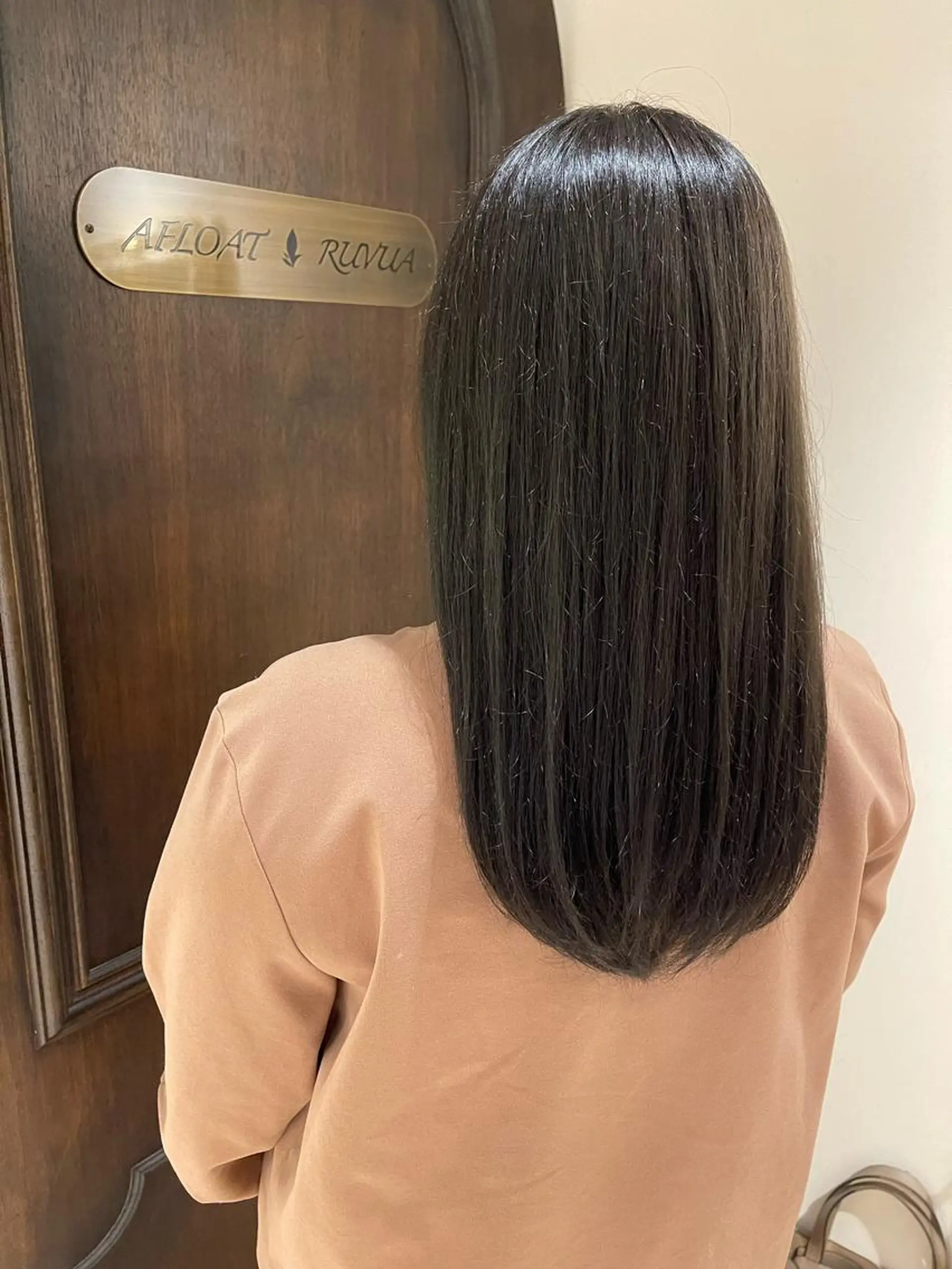 ロング 必ず似合わせます/ レイヤー/石戸谷海斗のヘアスタイル