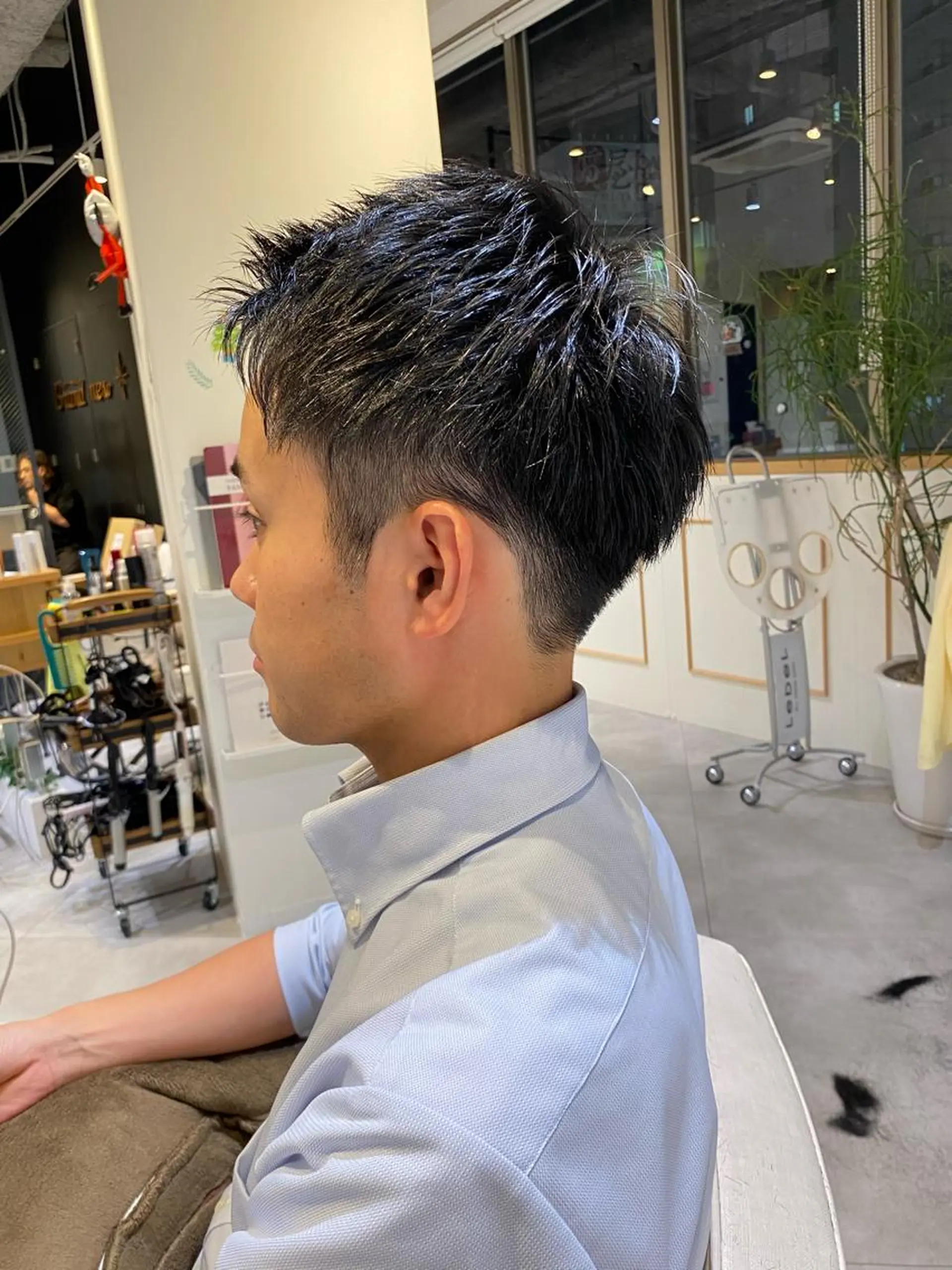 ショート メンズ メンズショート 刈り上げ ショートヘア カット 大阪ウルフカット ハッシュカットのヘアスタイル