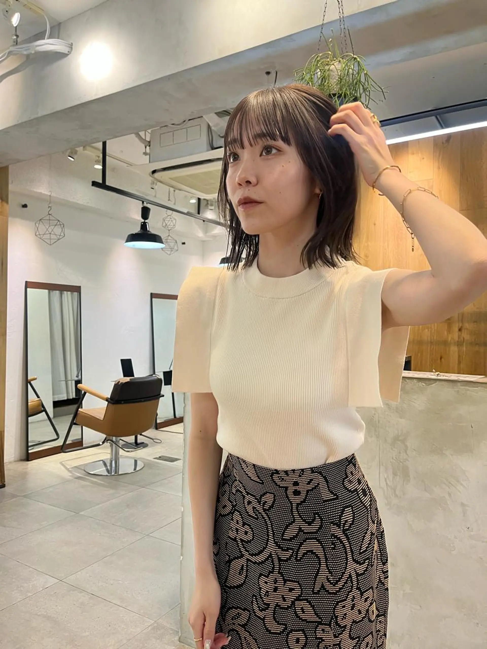 ミディアム オリーブ/縮毛♡ Natsuno🩰のヘアスタイル