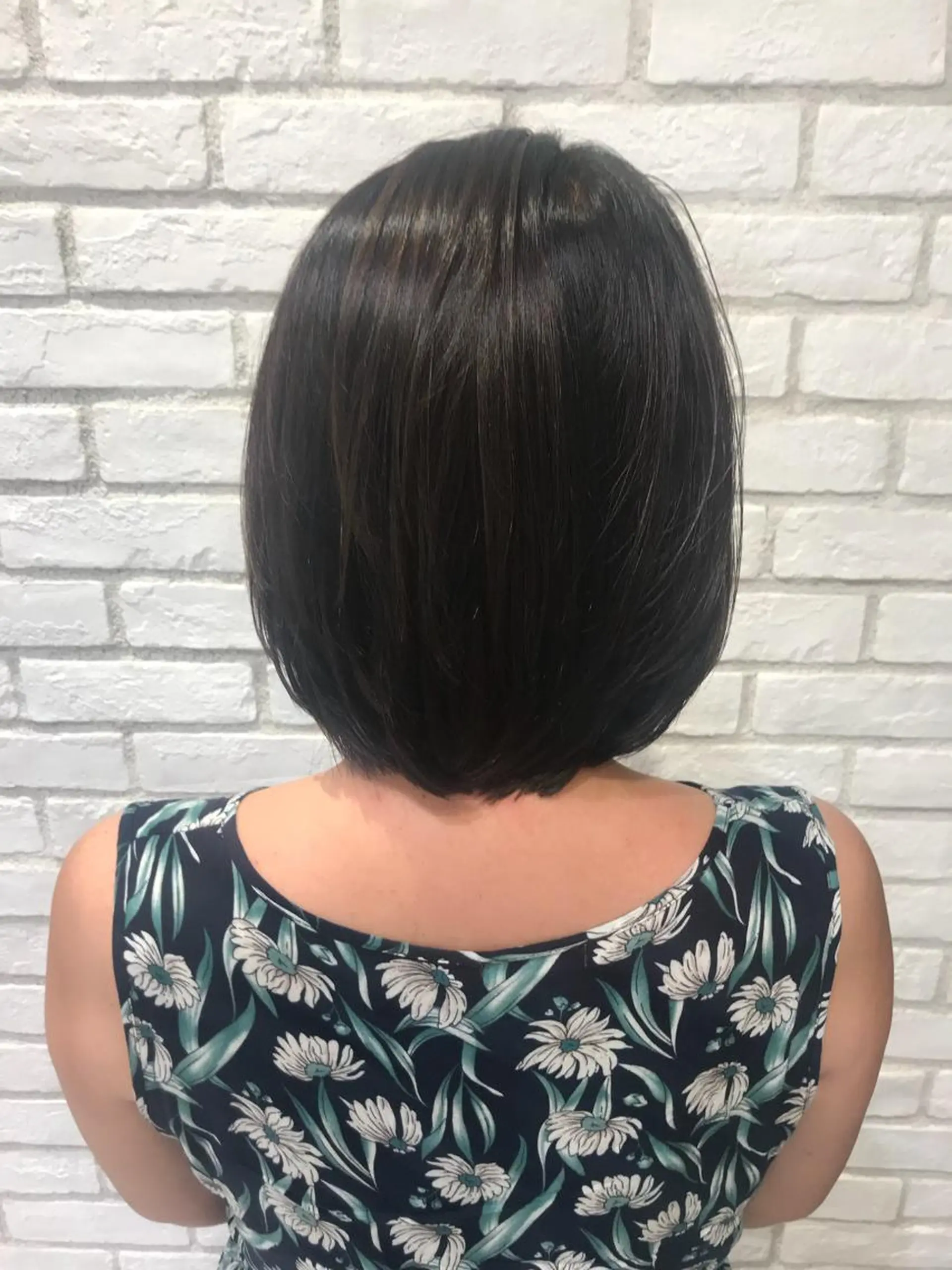 ミディアム ハイライト 米良 志織のヘアスタイル