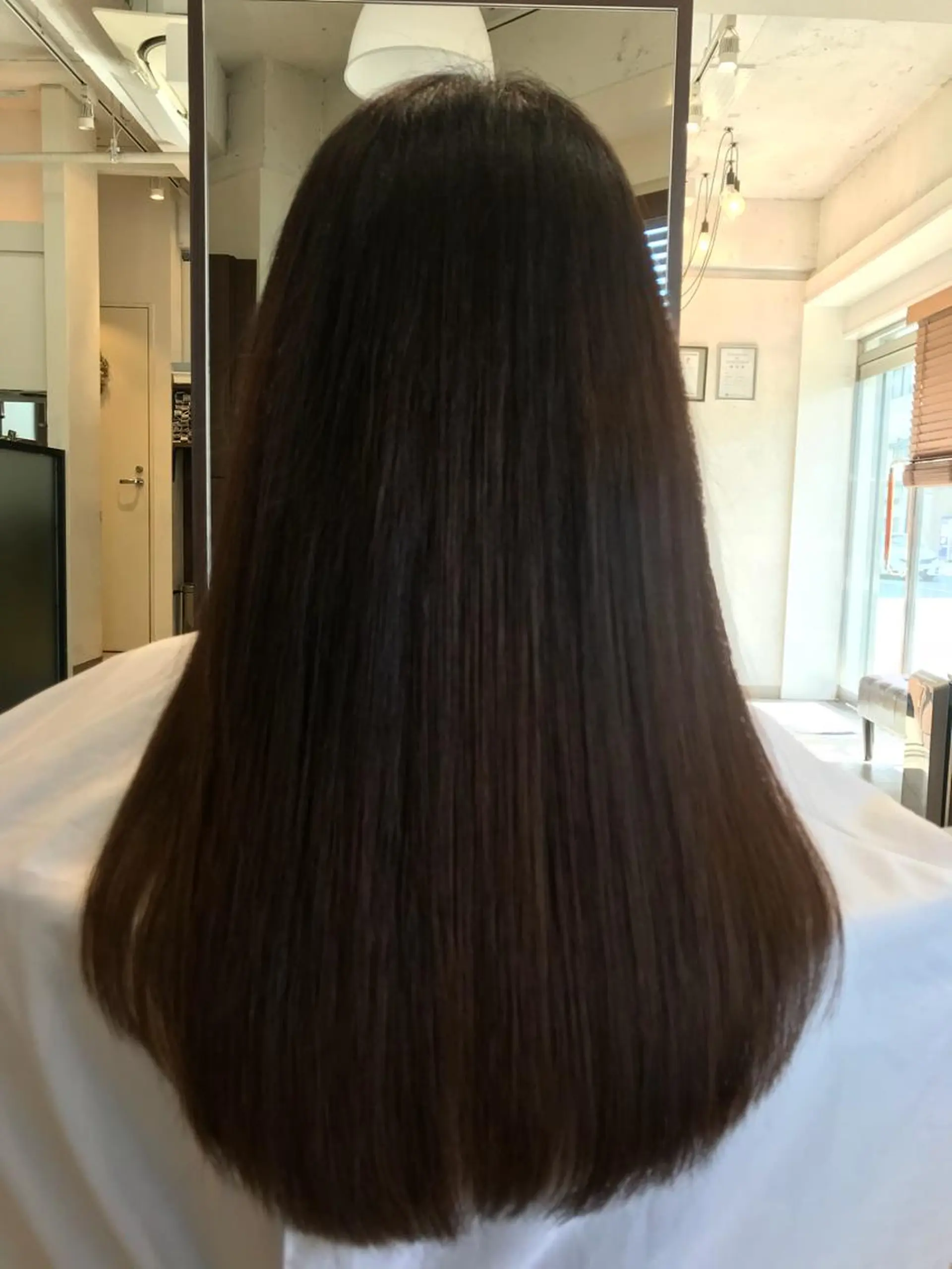 ロング 縮毛矯正 トリートメント newi saLyu 片岡ふきのヘアスタイル