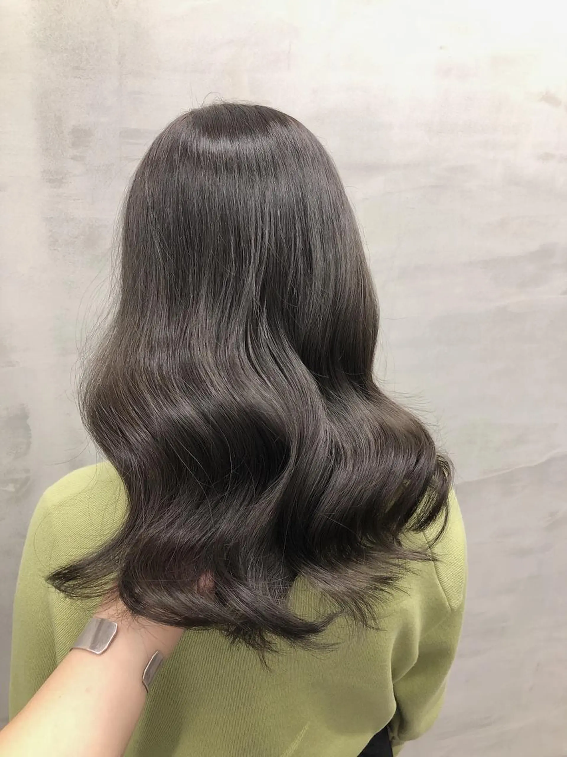 ミディアム カラー ブリーチ ブリーチなしカラー 【美髪特化 髪質改善サイトウ】のヘアスタイル