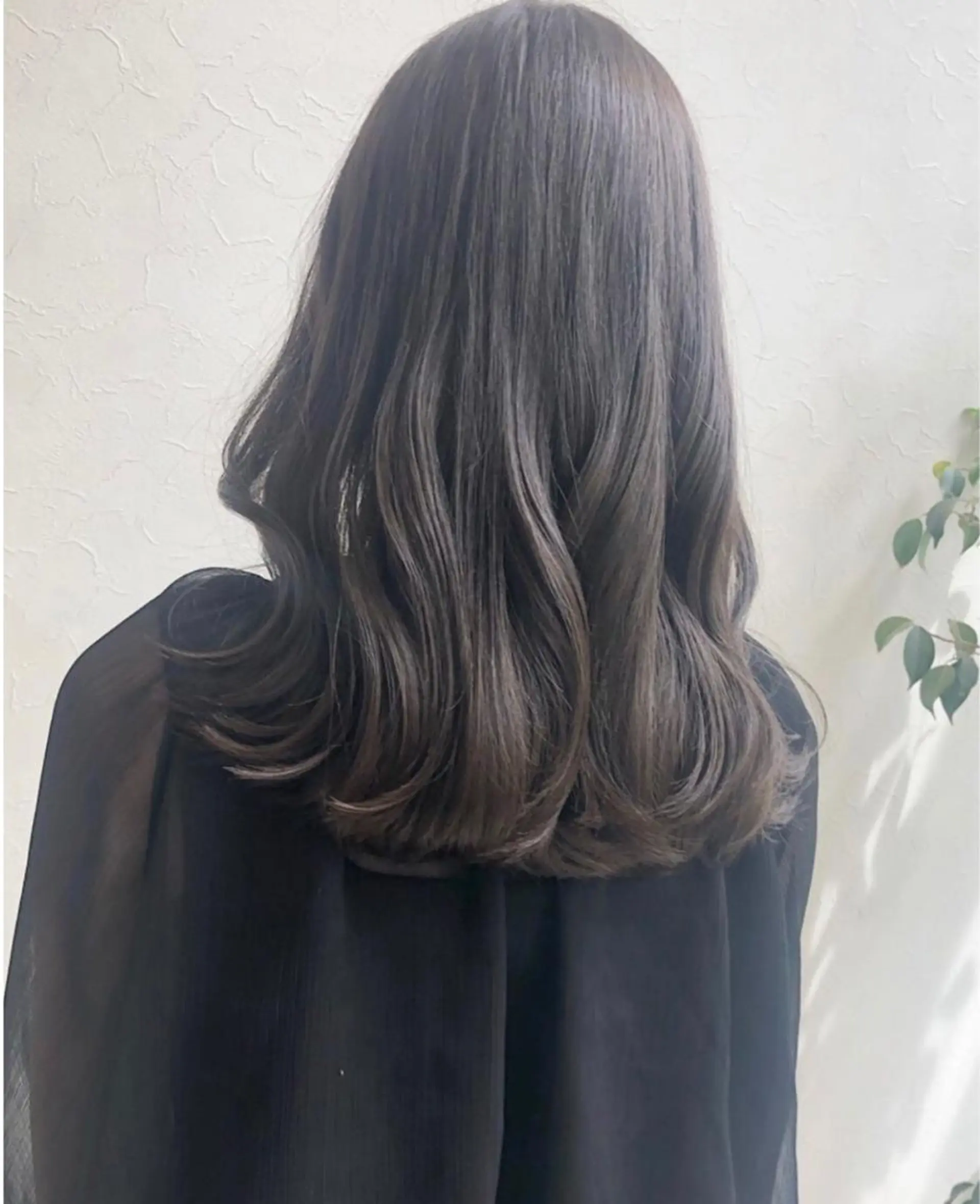 セミロング カラー nakahara madokaのヘアスタイル