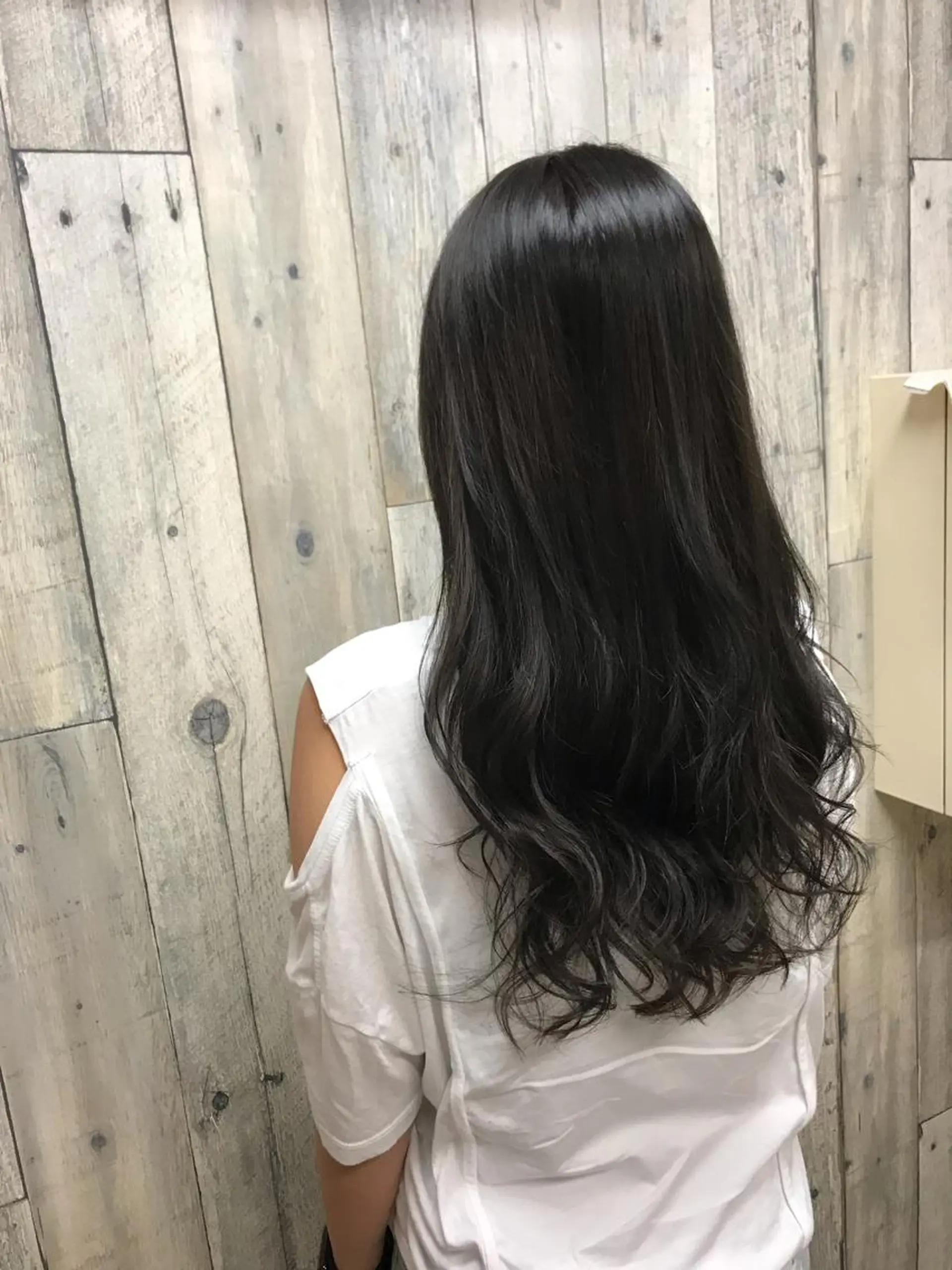 ロング カラー パーマ ヘアアレンジ メンズ キッズ 透明感カラー ダークグレー ダークグレージュ グレージュ Forest. -髪質改善-のヘアスタイル