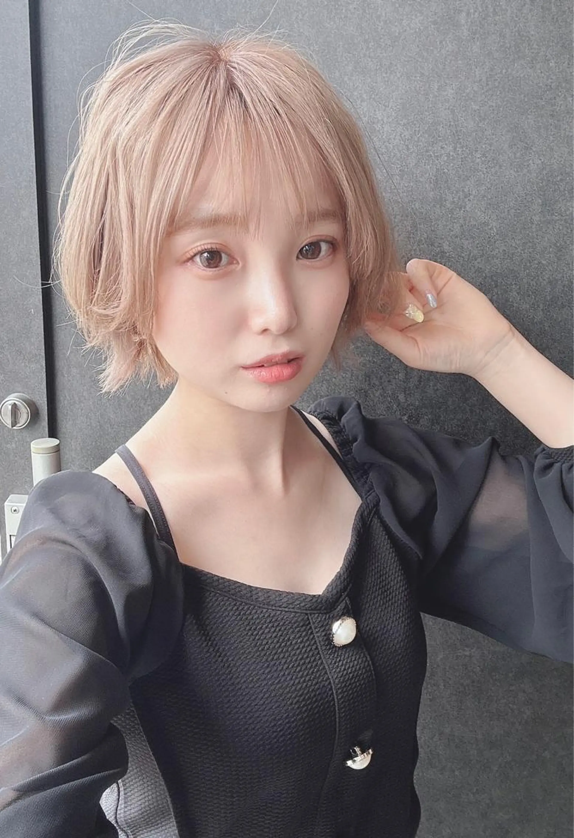 ショート カット ヘアカラー uti所属・菊池 幹のヘアスタイル