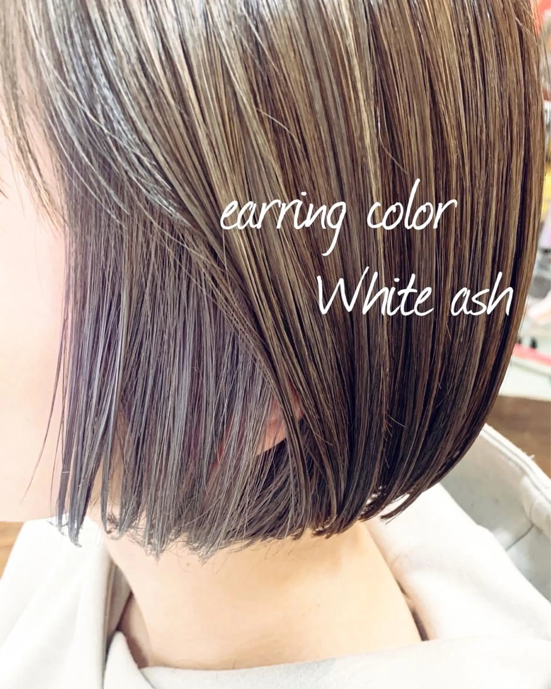 ショート カラー イヤリングカラー インナーカラー GLAD 萩原のヘアスタイル