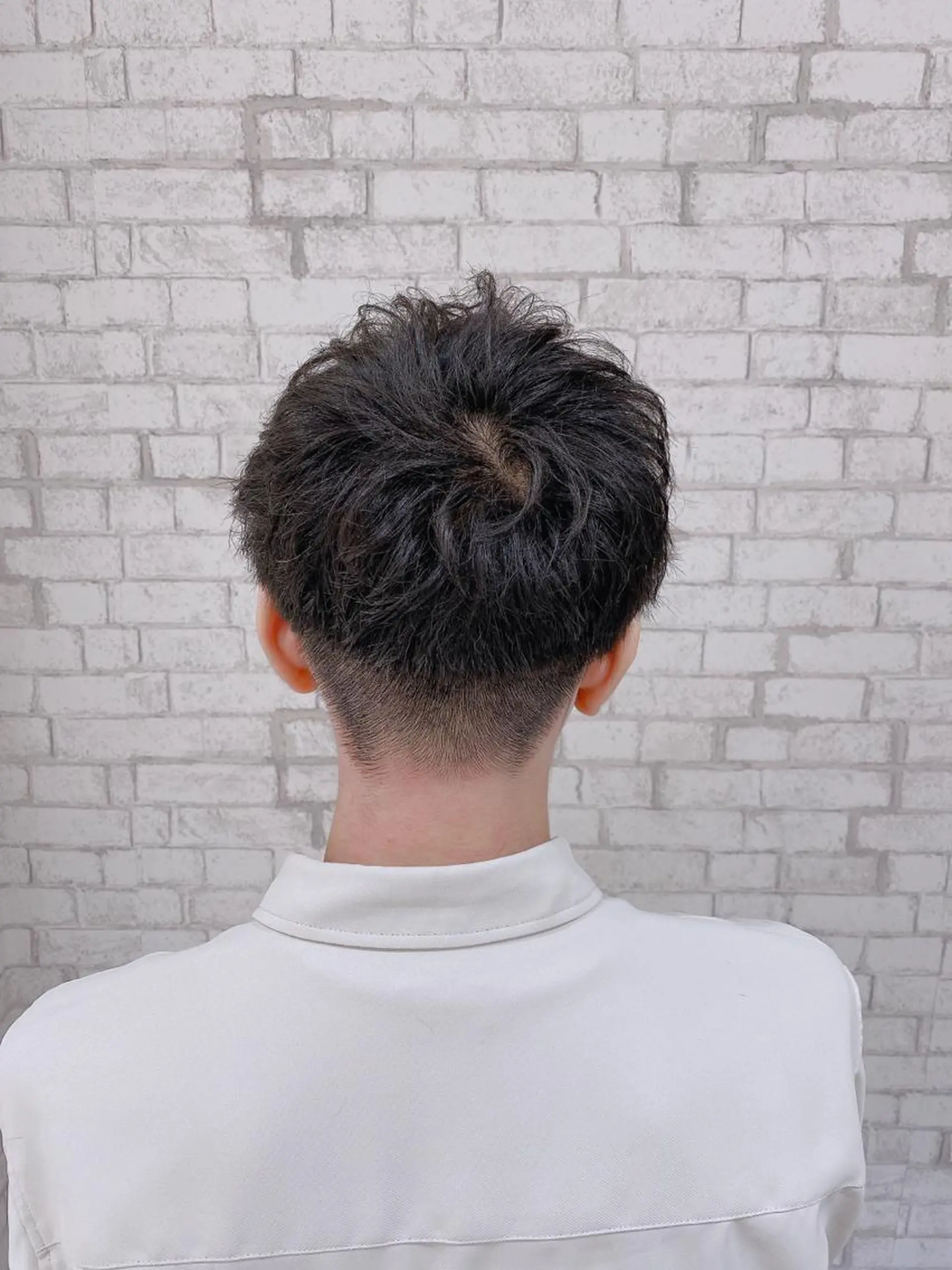 ショート ヘアアレンジ メンズ カット ブリーチなし艶カラー 東家のヘアスタイル