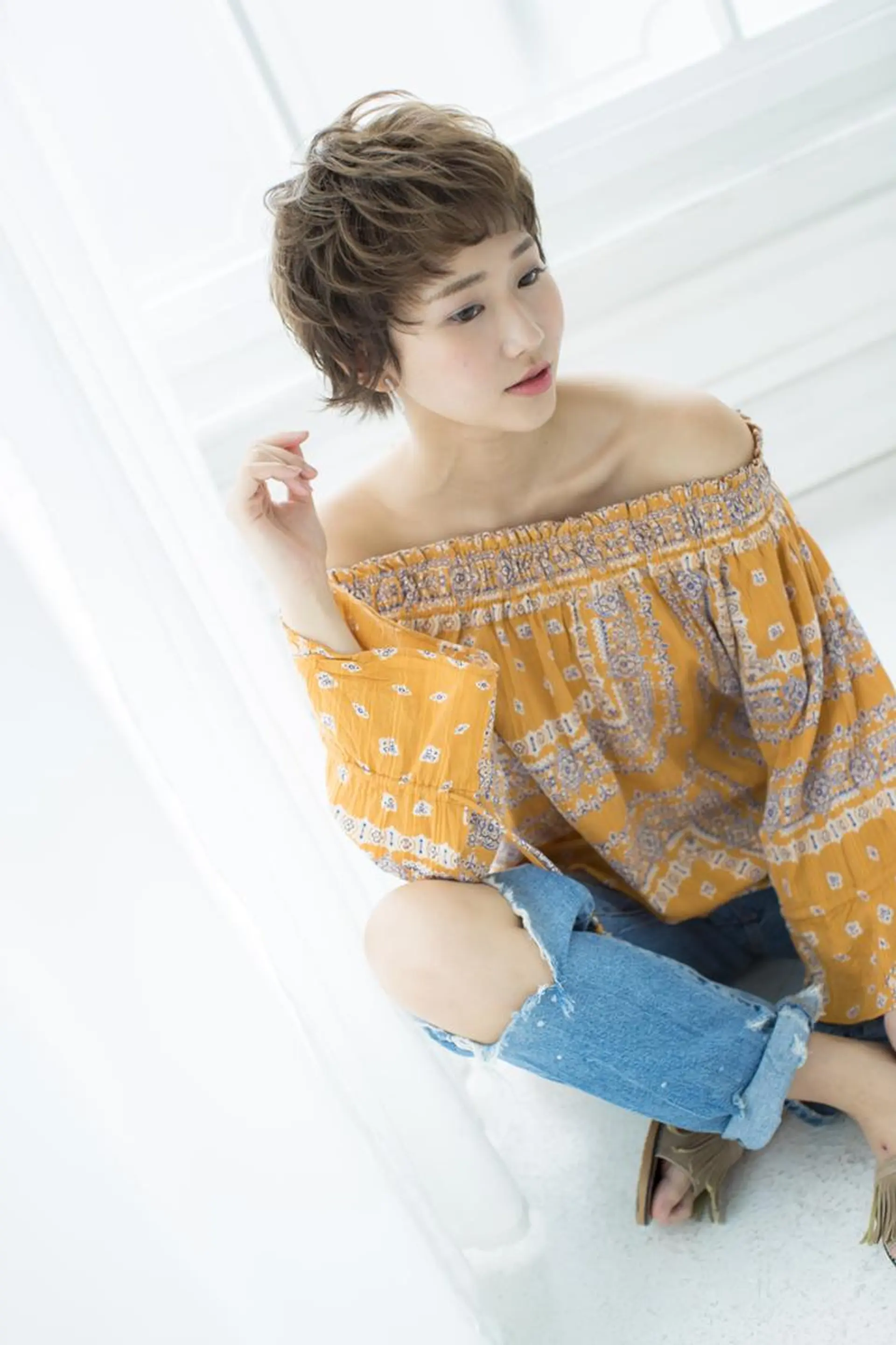 カラー 岩渕 由里香のヘアスタイル