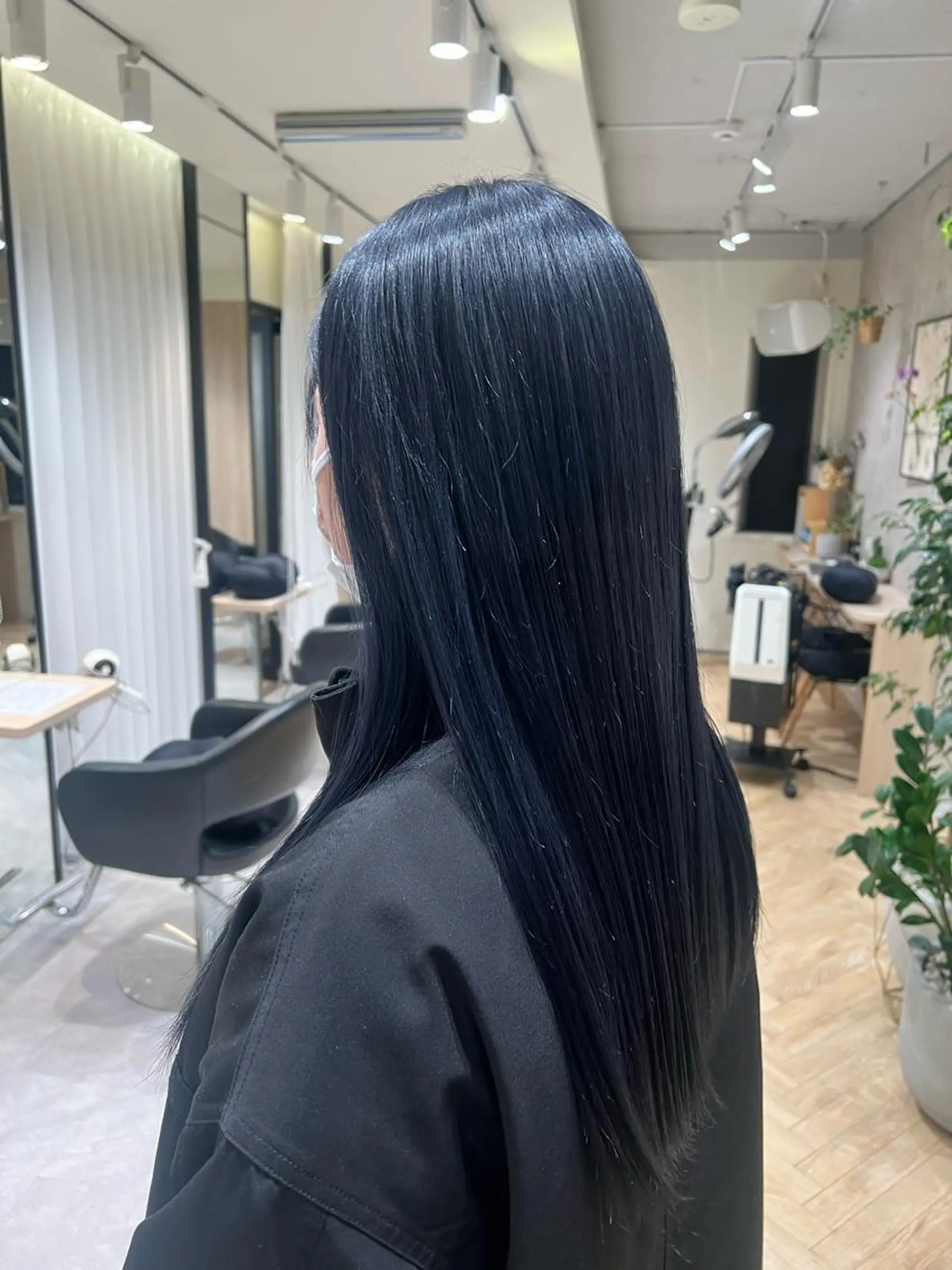 ロング カラー 茂木 未海のヘアスタイル