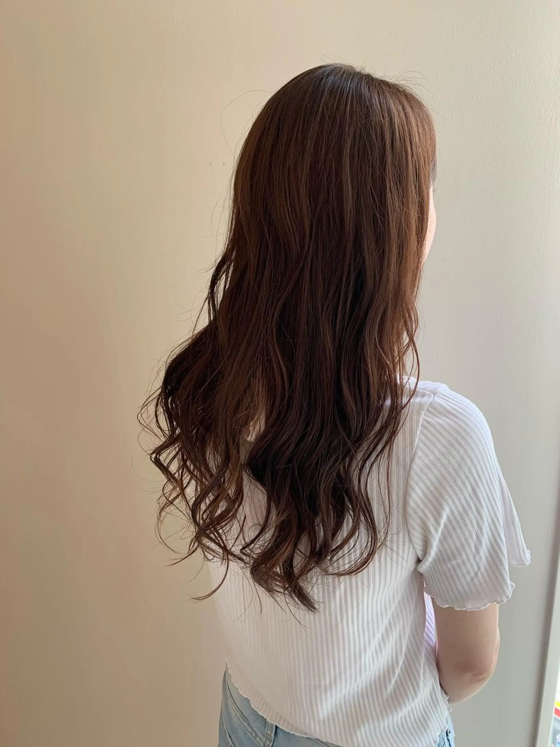 ロング カラー ベージュカラー ピンクカラー ピンクベージュ 顔まわりカット✄ ベージュカラー🧸のヘアスタイル