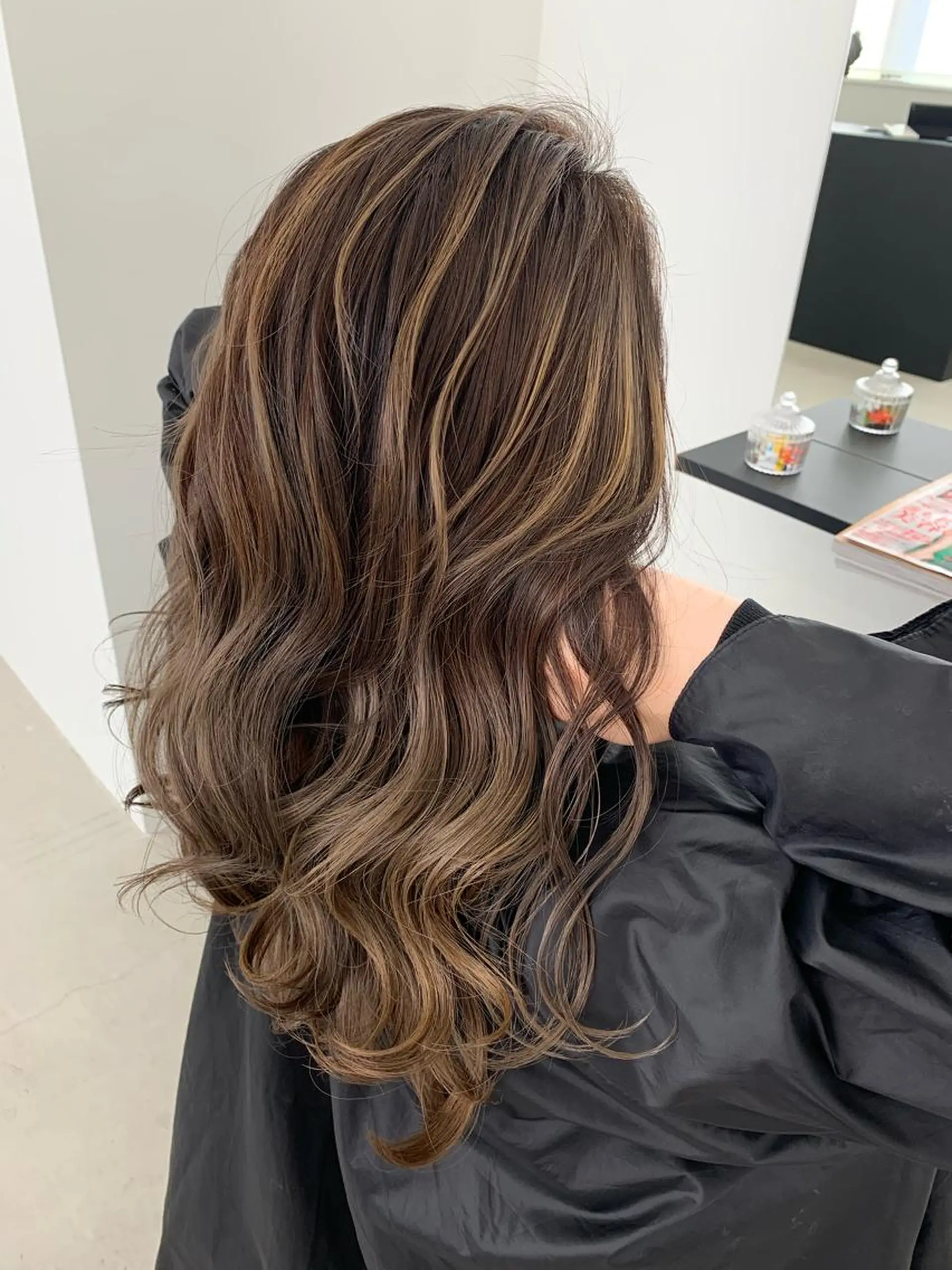 カラー バレイヤージュ ベージュカラー LINOET NAGOYA所属・中川 来紀のヘアスタイル