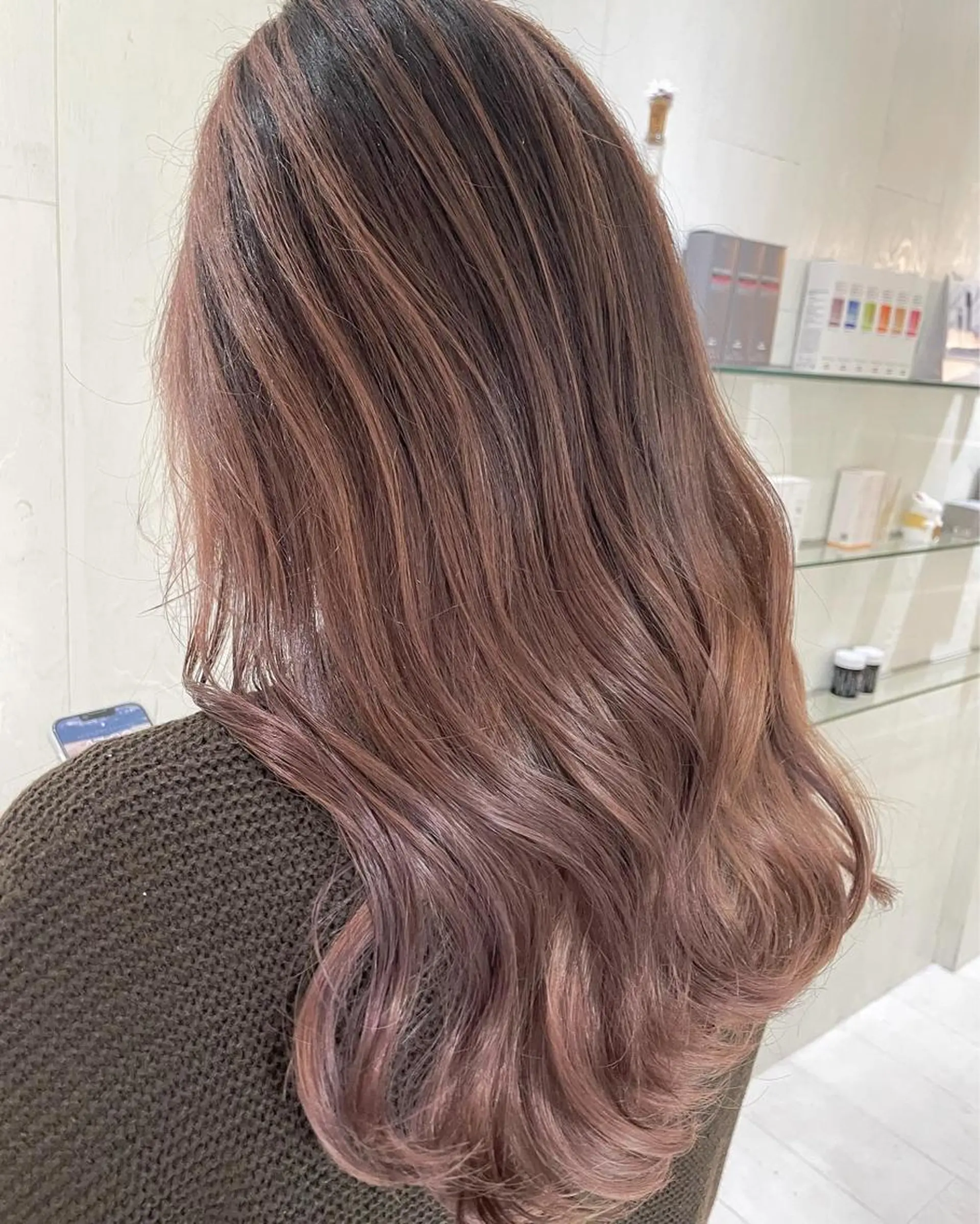 ロング カラー アッシュ ベージュカラー ラベンダーカラー ラベンダーベージュ 外国人風カラー ヘアカラー トリートメント 河合秀明/ショート /ボブ/レイヤーのヘアスタイル