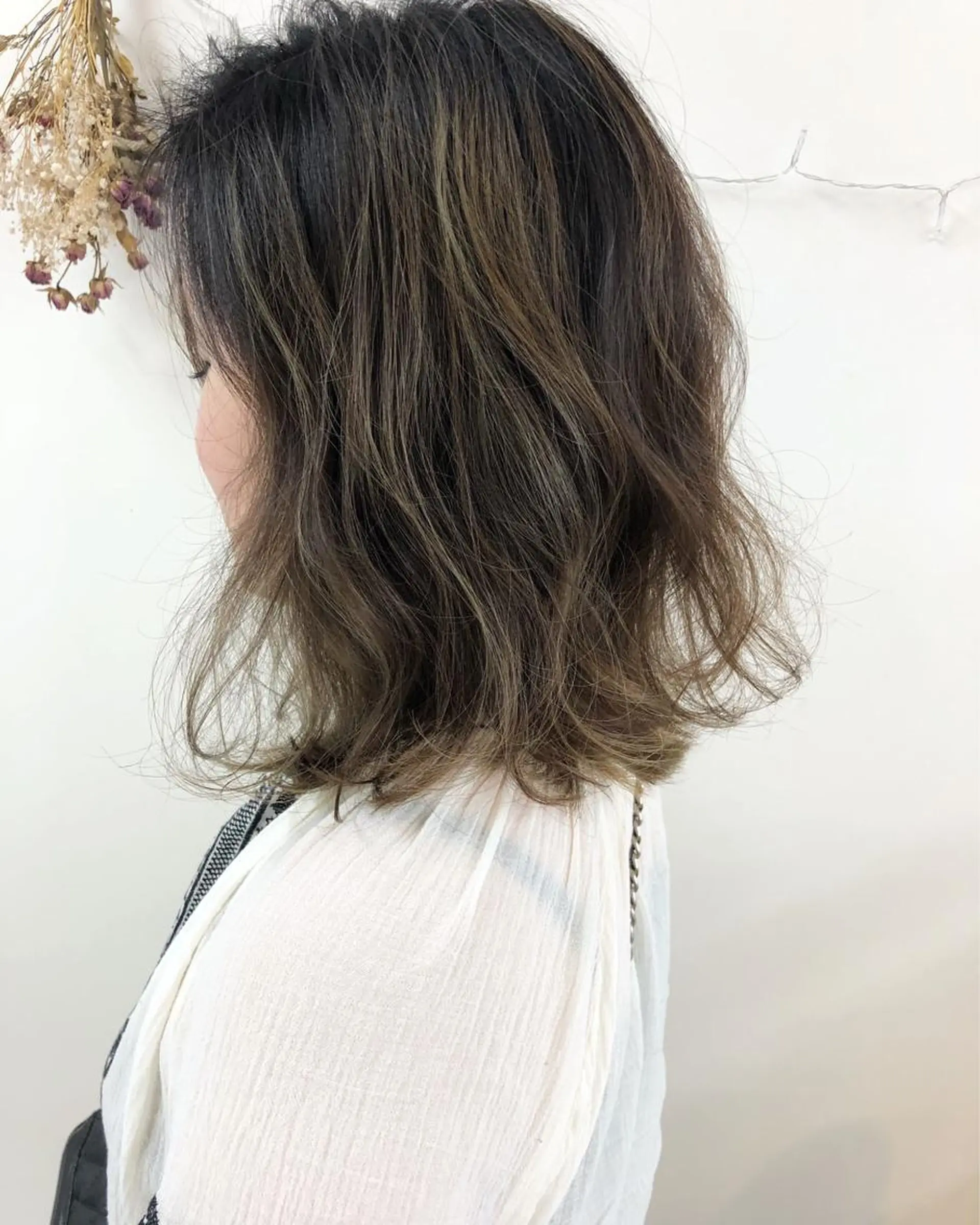 ミディアム カラー バレイヤージュ レイヤーカット SALOWIN  原宿ash所属・タナカ タクヤのヘアスタイル